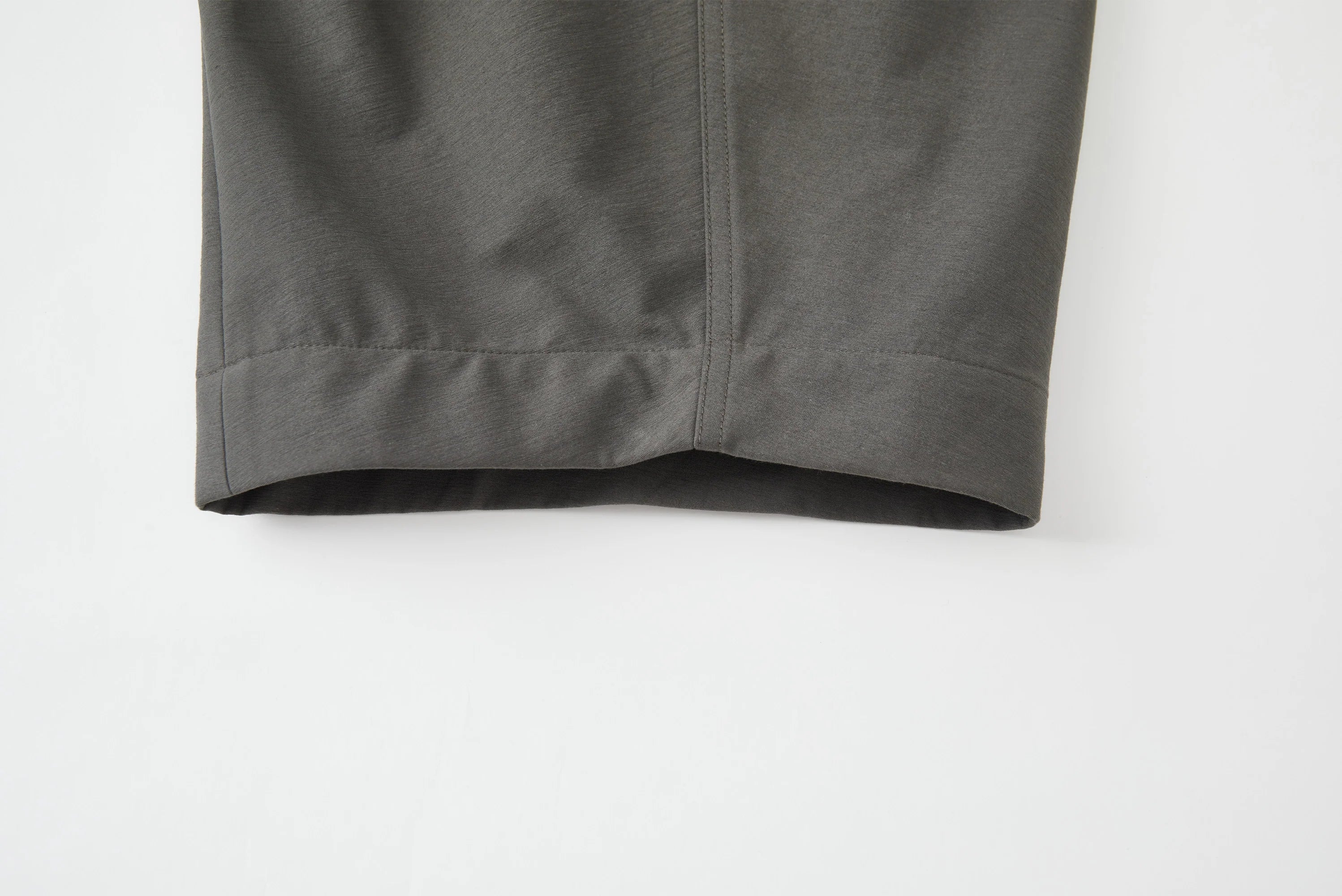 OPICLOTH Retro Curved-Cut Tailored Pants
