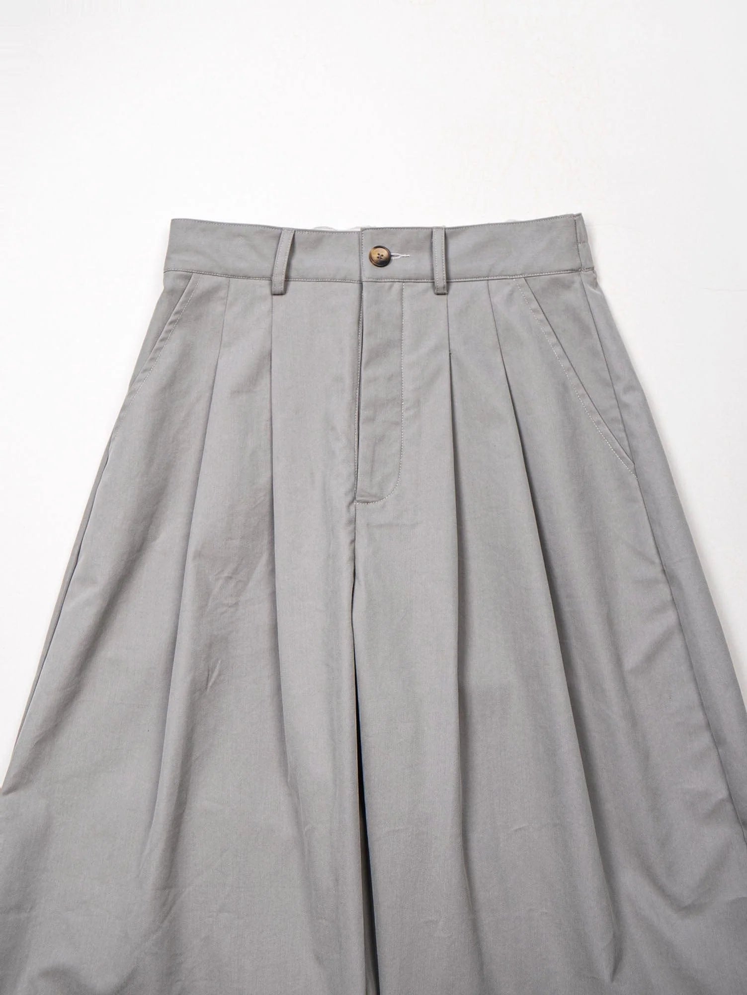 LEONSENSE Pleated Tencel Oversized Curved Pants
