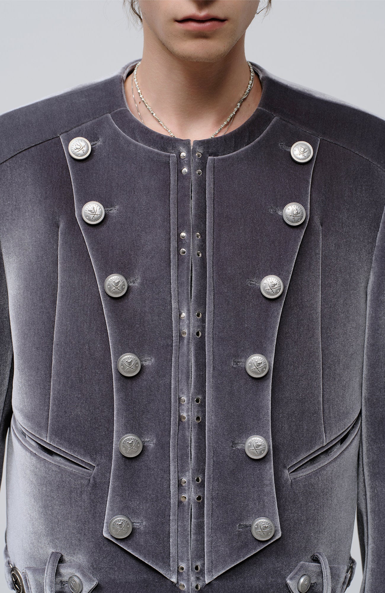 FACEONLAB Velvet Operatic Cropped Jacket Gray