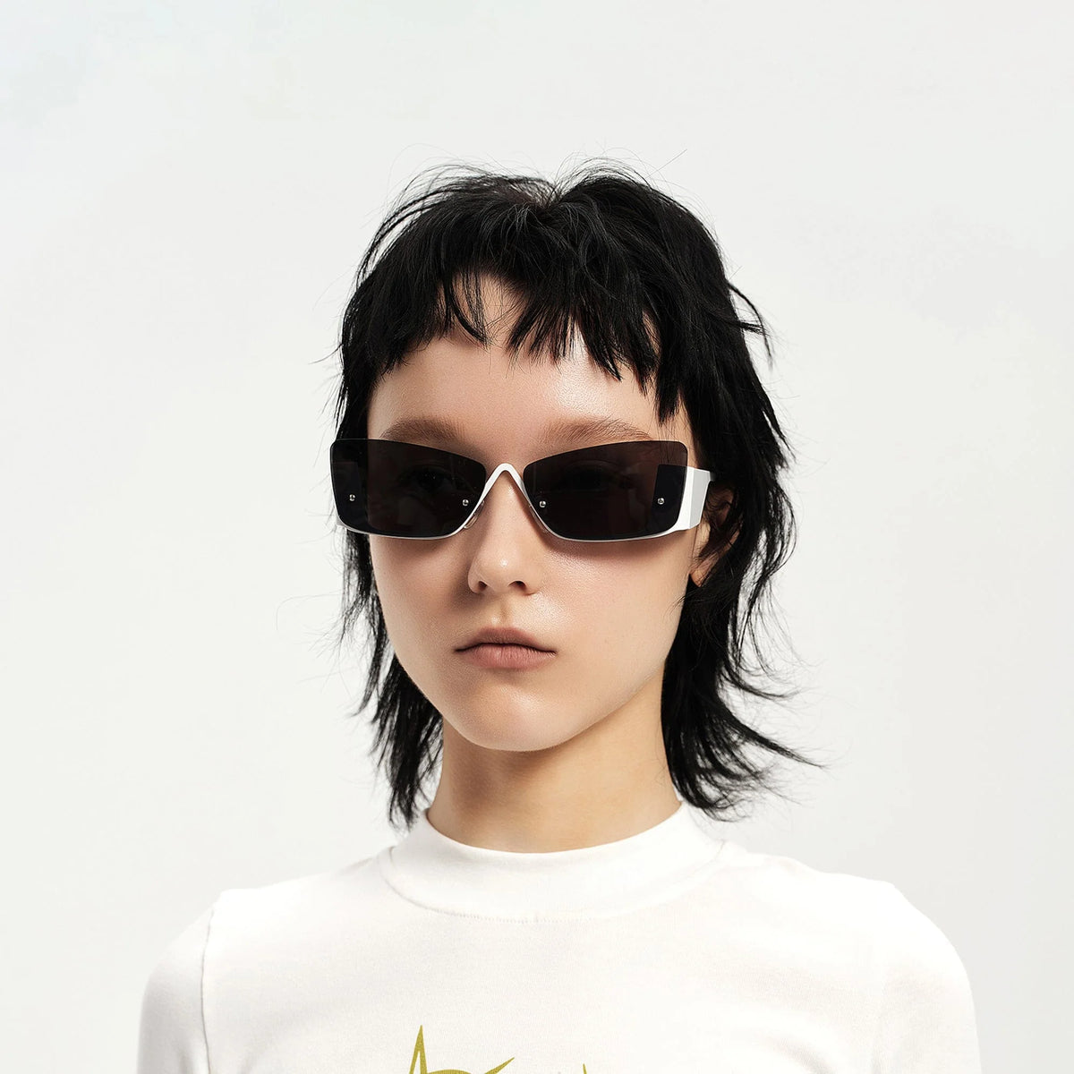 DAMAGE ASIA OPTICALS Modern Half Frame Sunglasses