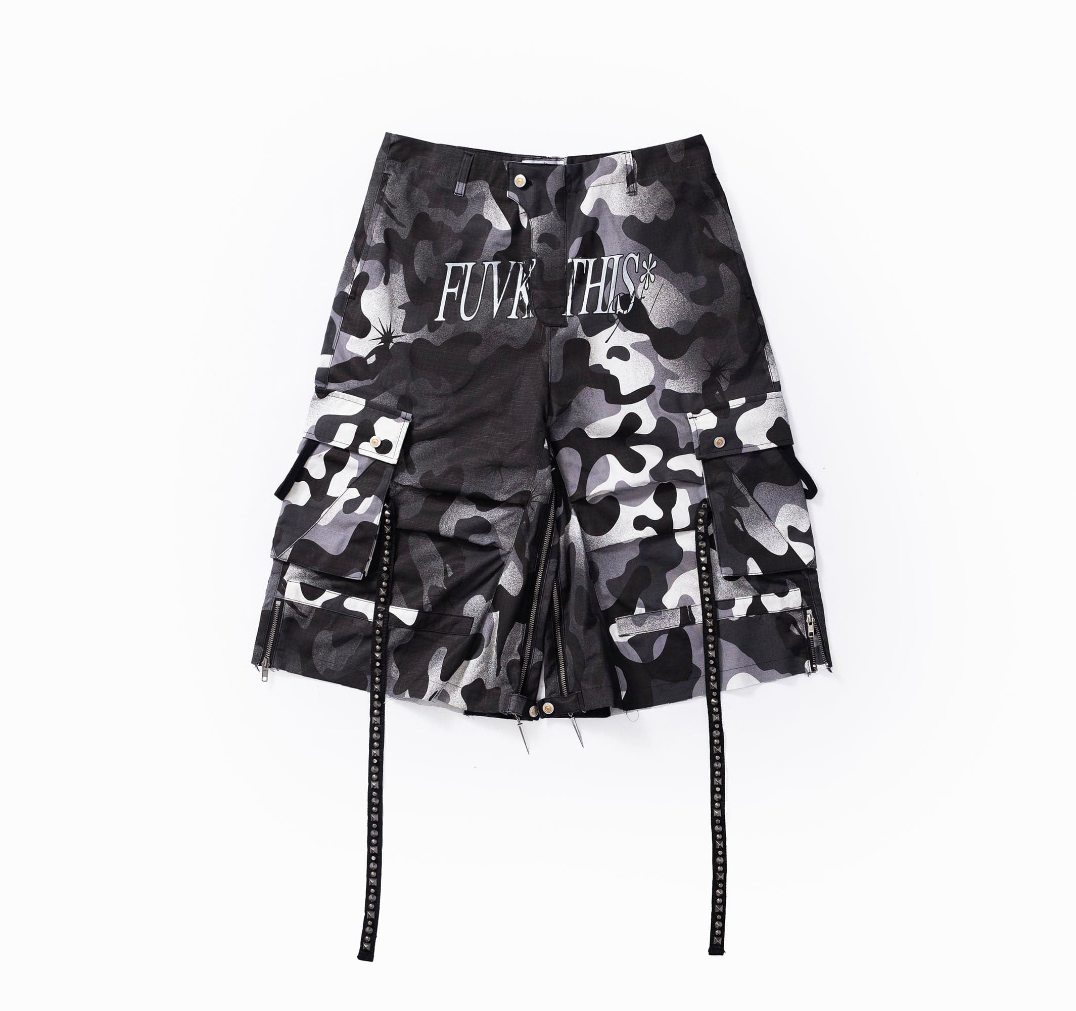 FVVO Distressed Rivet Strap Cargo Shorts Camo