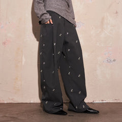 SAME FLOW Floral Embroidery Pleated Wide-Leg Trousers