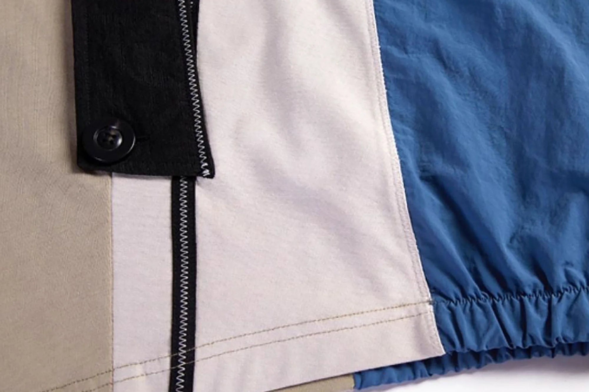ERROR CODE ROBOT Multi-Patchwork Elastic Hem T-Shirt
