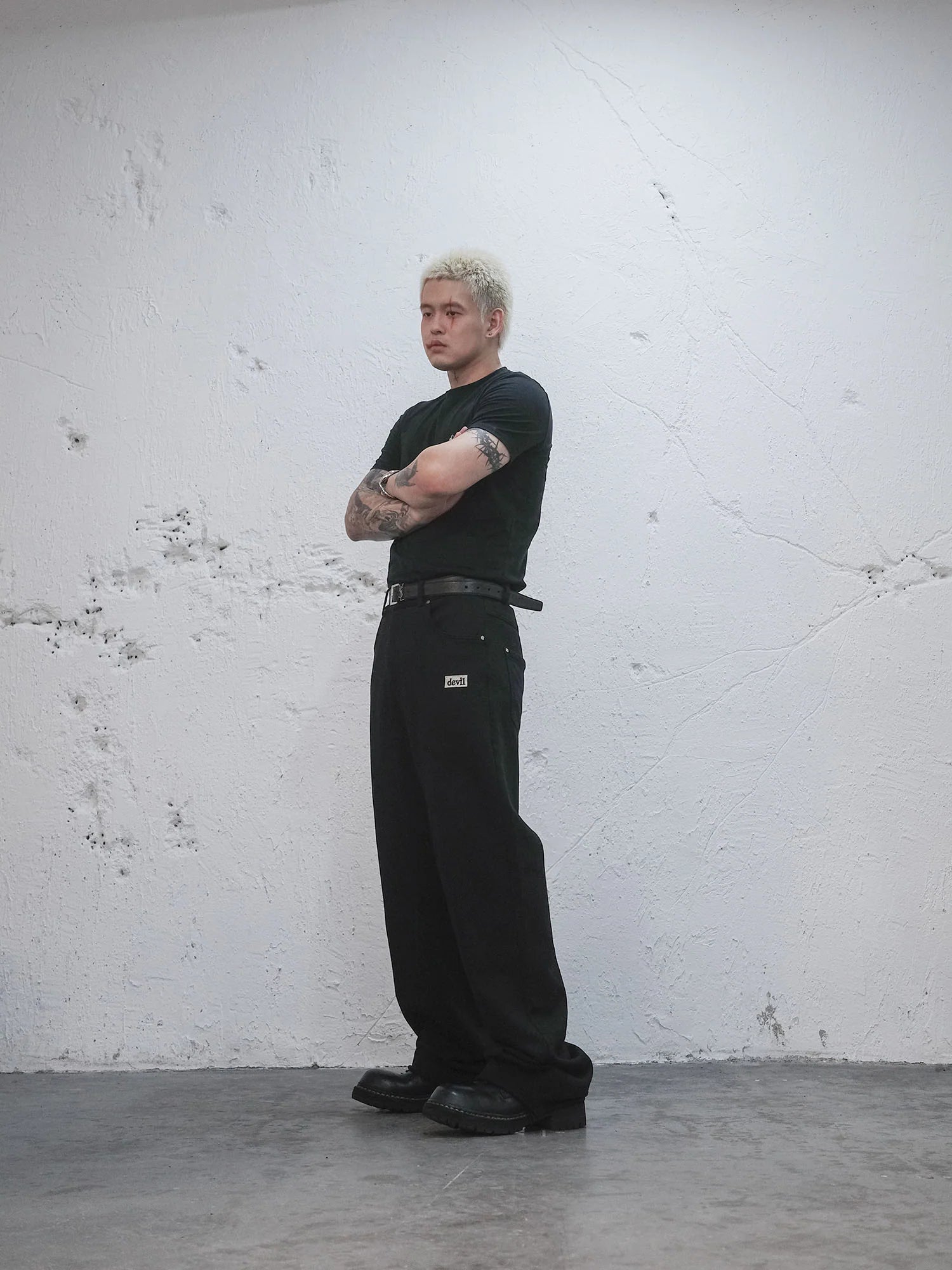 UNDERWATER Devil Embroidery Straight-Leg Pants