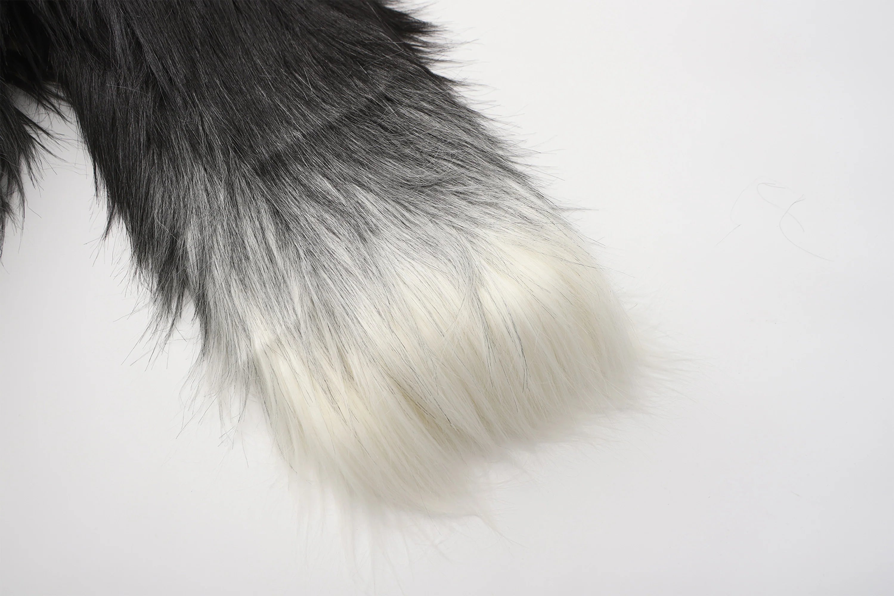 VANN VALRENCE Gradient Mane Faux Fur Maxi Coat