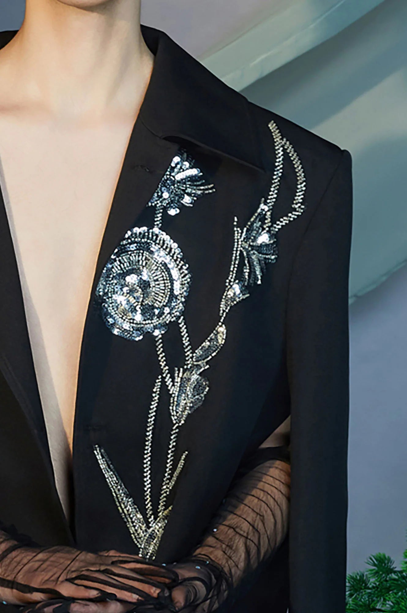 JIECHI Embellished Floral Side-Slit Jacket
