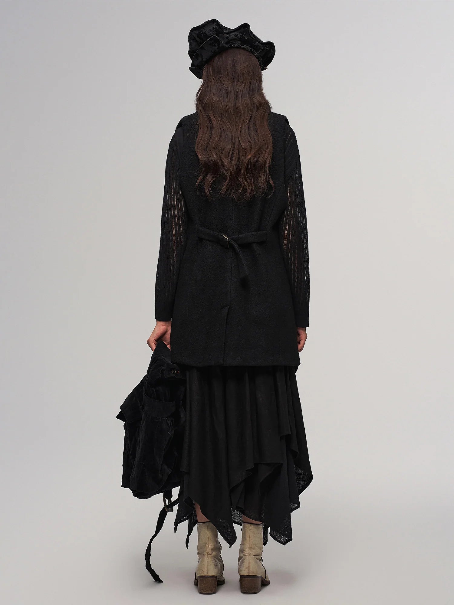 ILNya Nieternite Nifutur Distressed Frayed Petal-Collar Vest