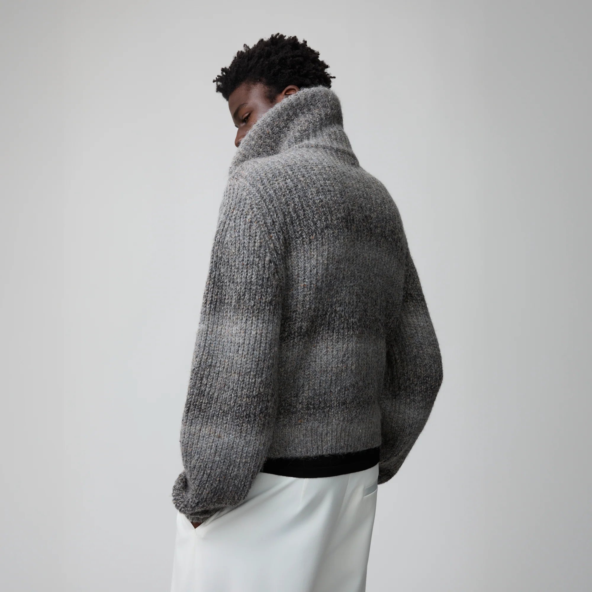 OPICLOTH Gradient Oversized Knit Zip-Up Cardigan