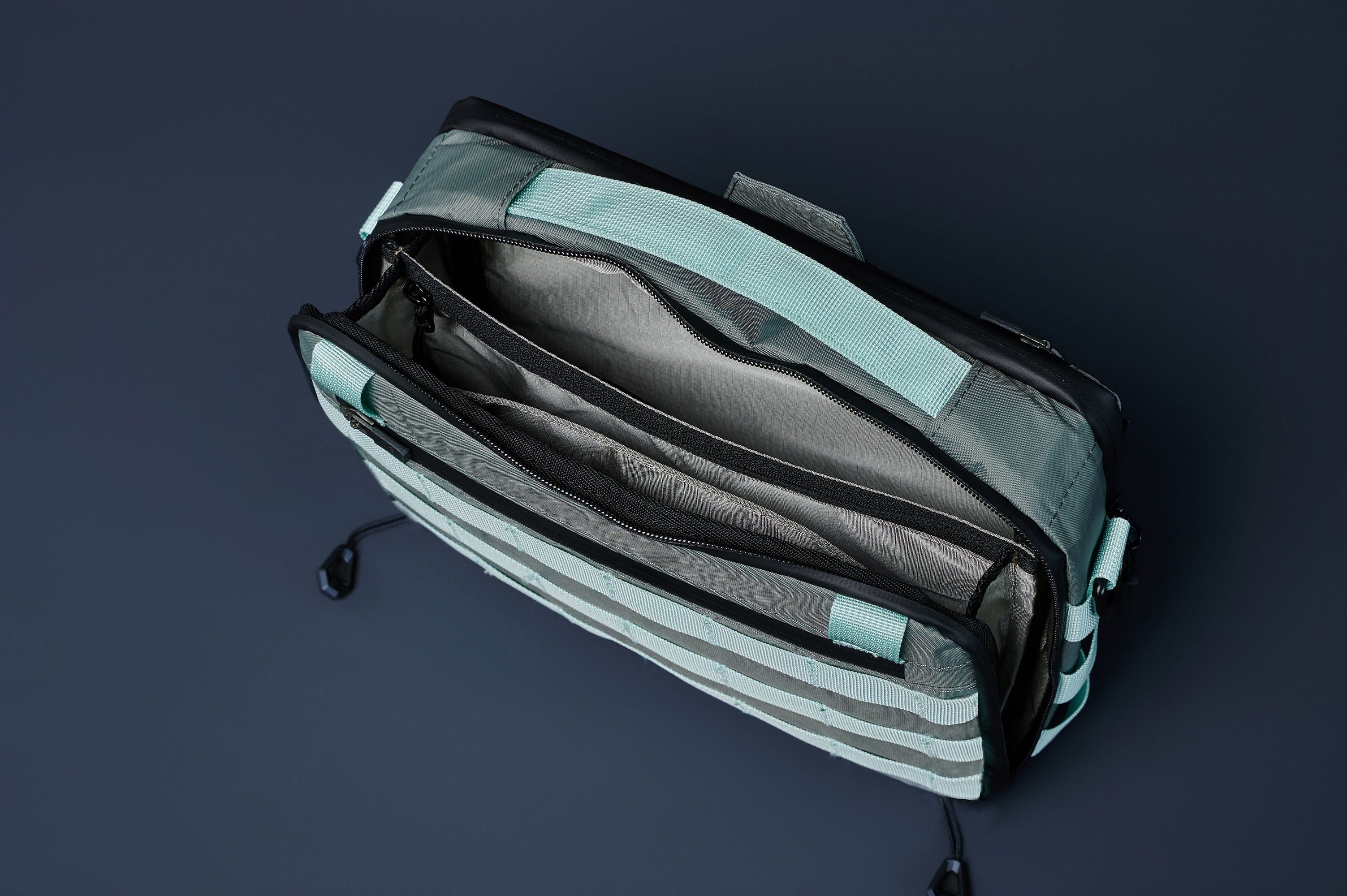 OVERCLOCK ROAM Utility Tablet Organizer