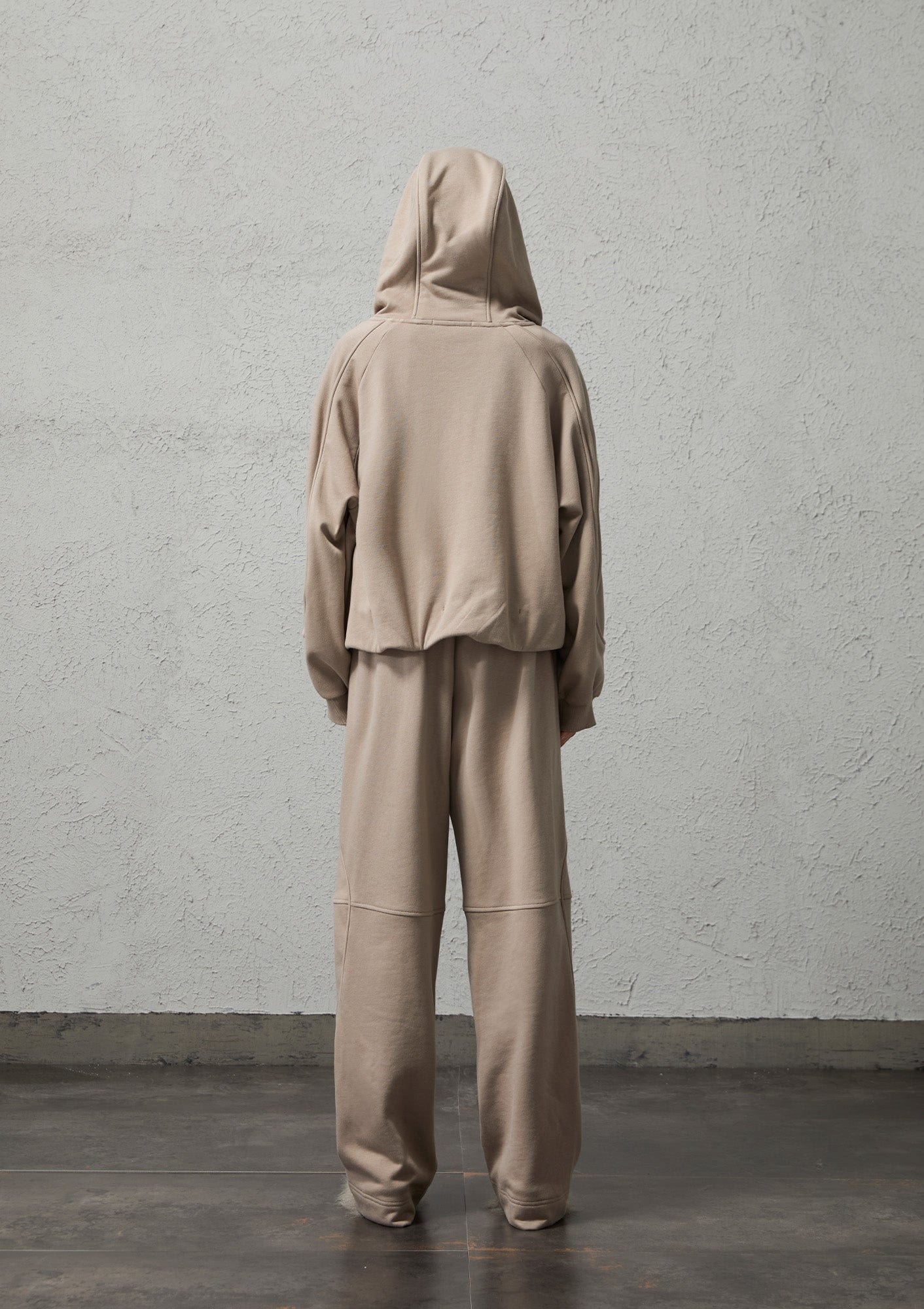 ORGANIC EMOTION Structured Panelled Oversized Sweatpants