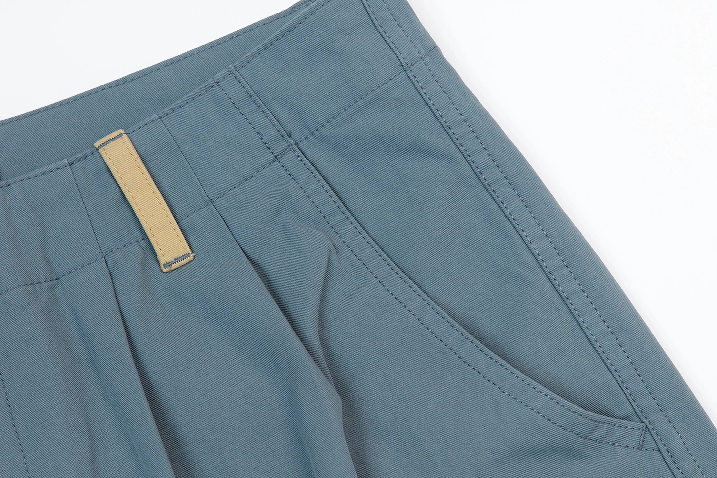 NERHI Essential Pleated Pants