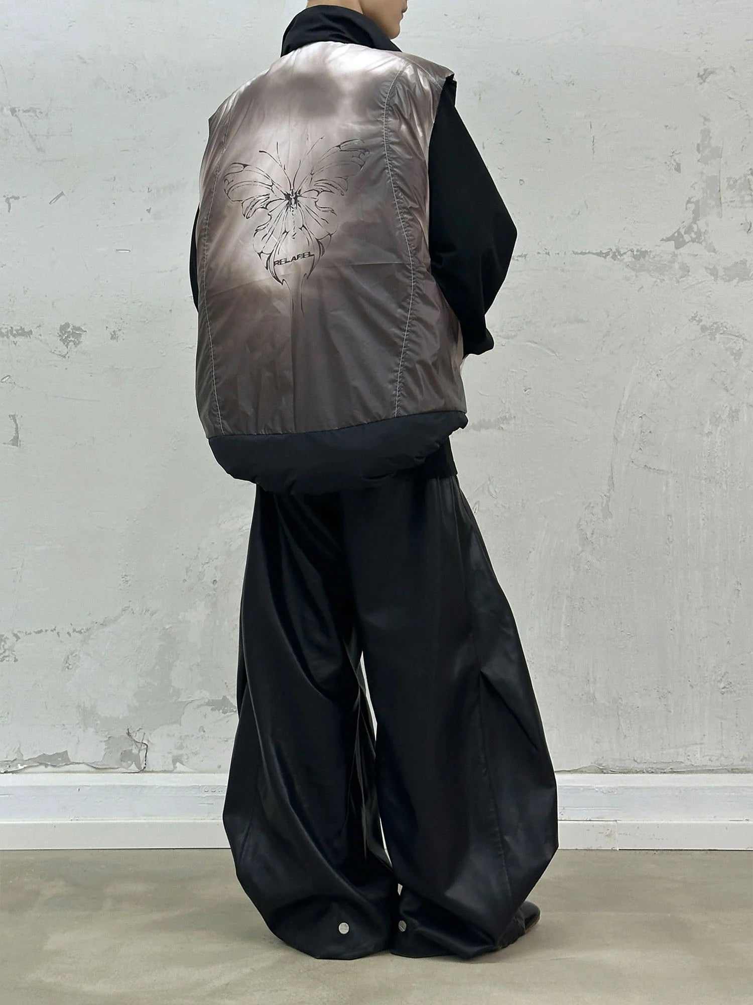 RELABEL Reversible Detachable Hooded Insulated Vest