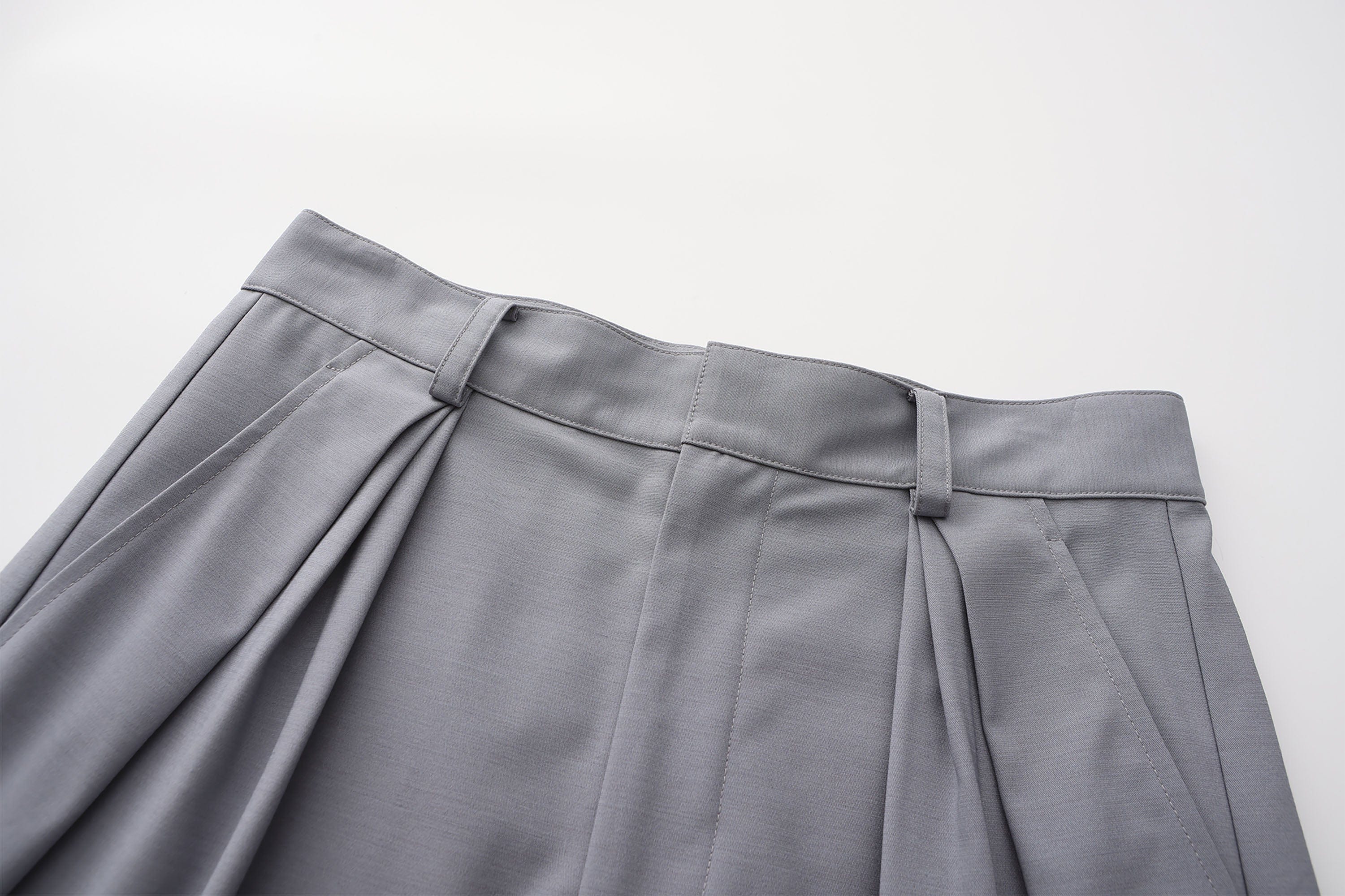 ORAL UTOPIA Essential Pleated Acetate Cuffed Shorts