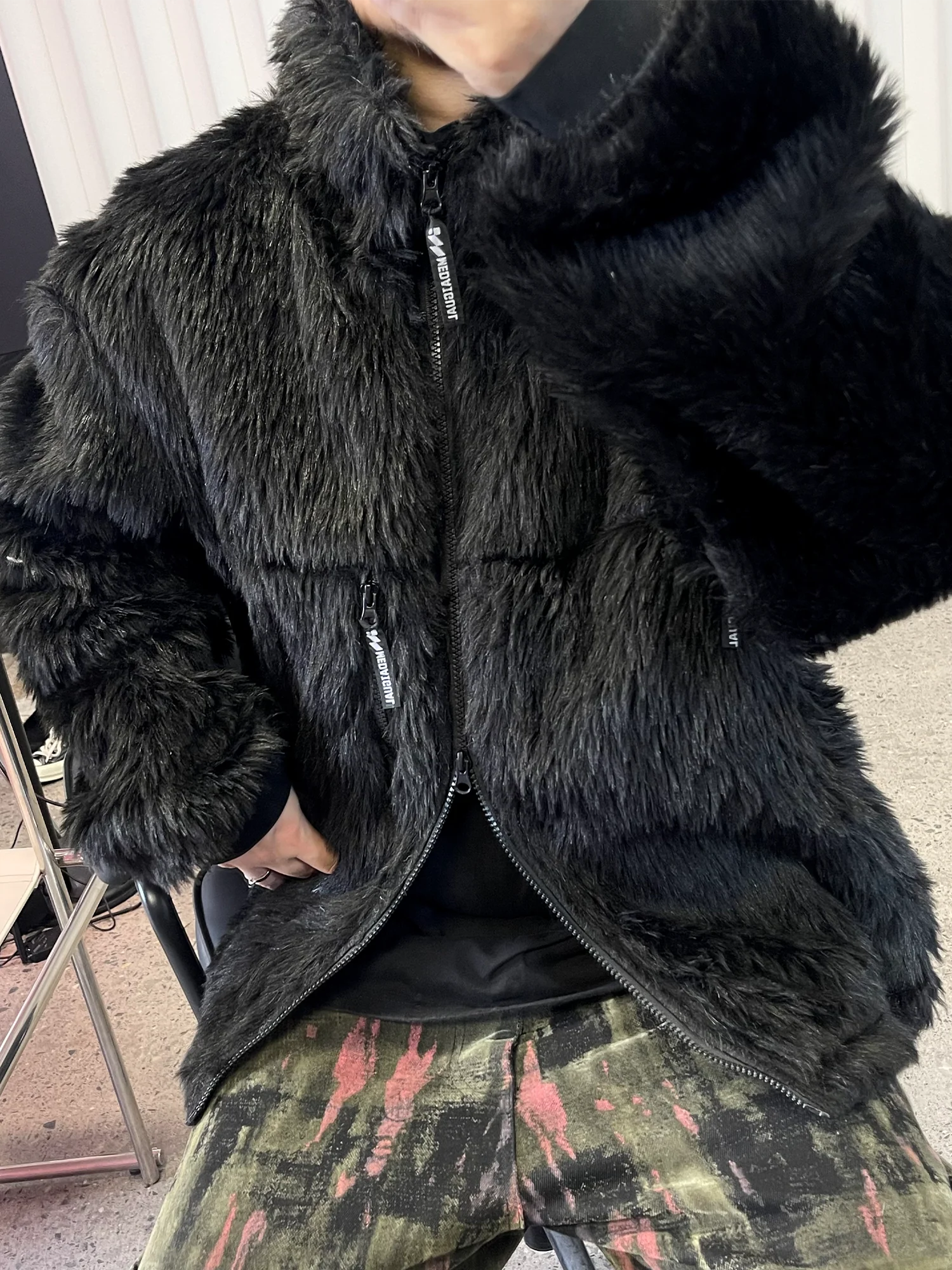 ME DA IGUAL Shaggy Multi-Pocket Faux Fur Jacket