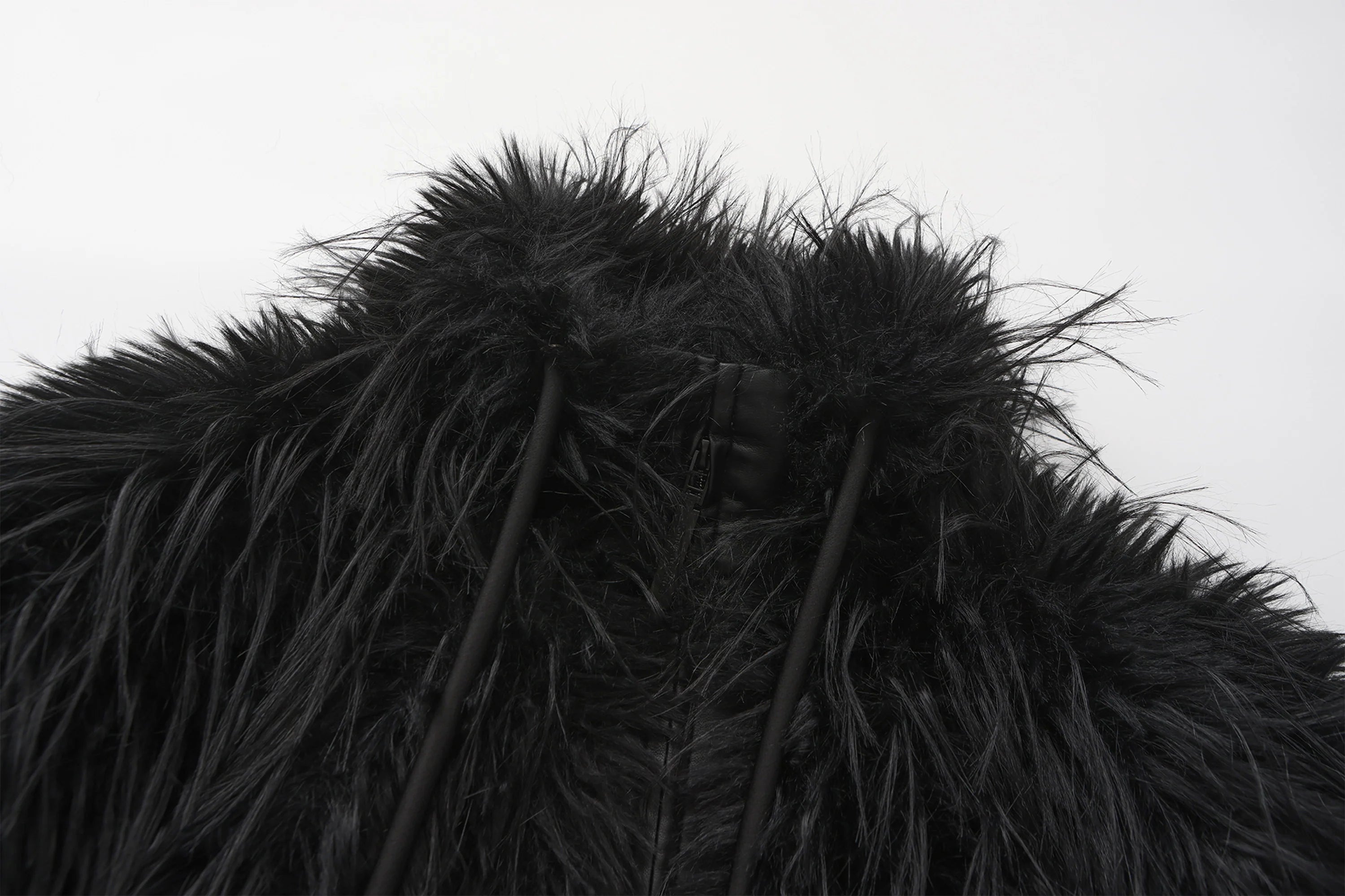 VANN VALRENCE Shaggy Layer Faux Fur Jacket