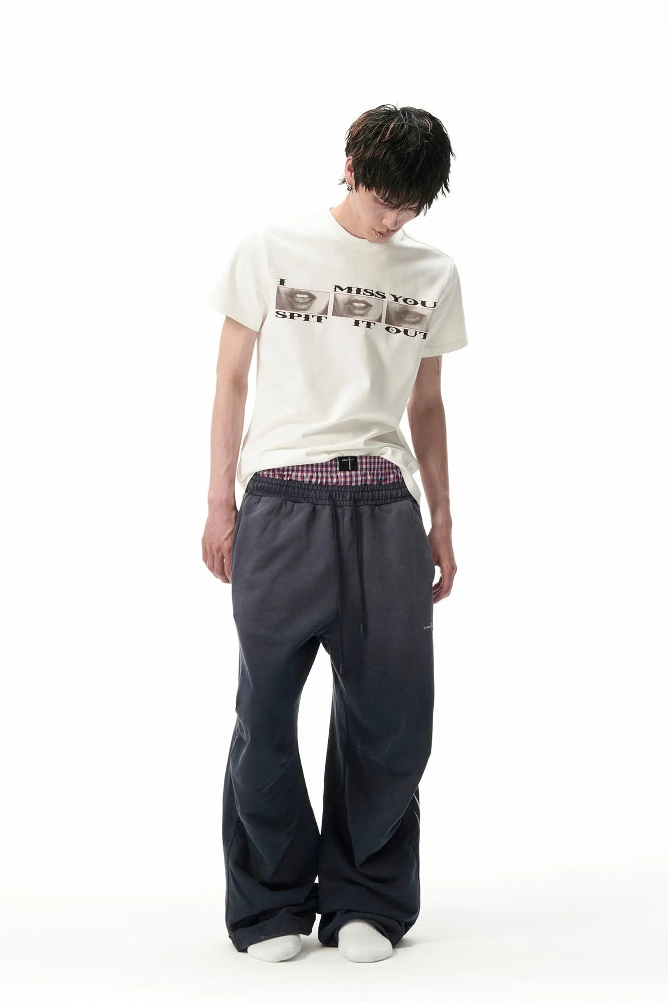 SAVAGEGROWTHWORLD I Miss You Graphic T-Shirt