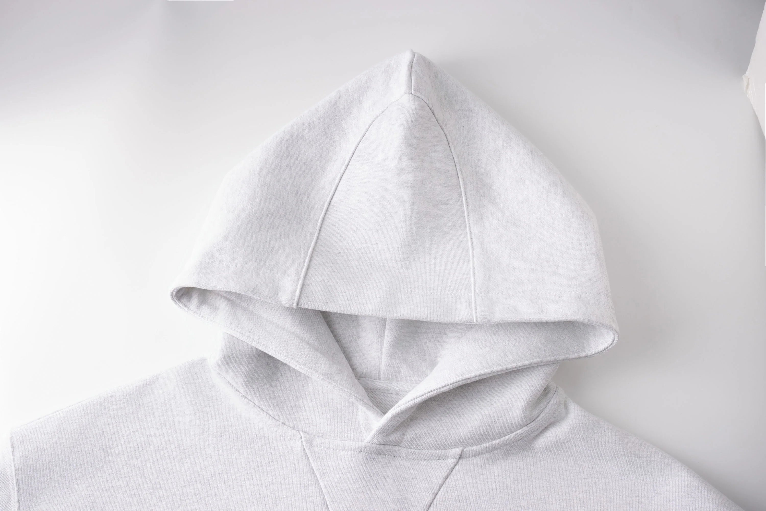 ESAIAS Essential Panel Boxy Hoodie