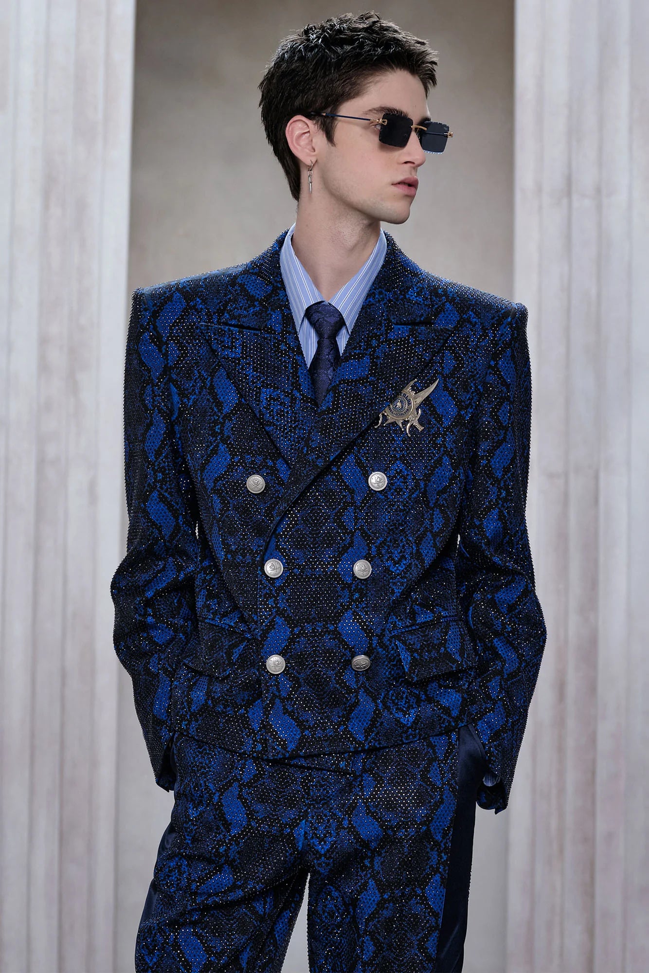 FACEONLAB Snake Diamond Double-Breasted Blazer