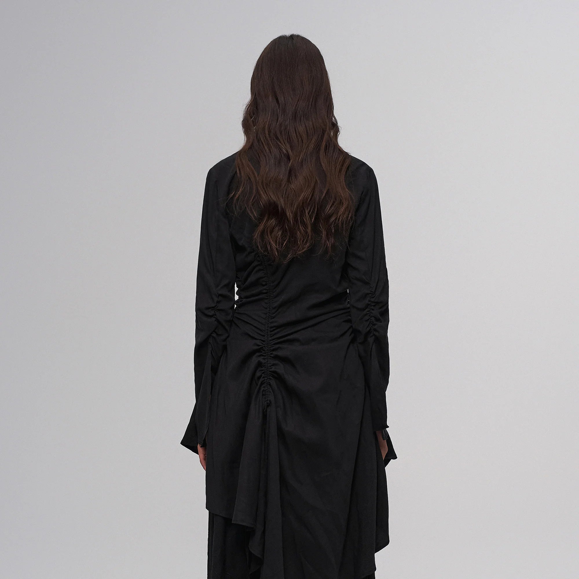 ILNya Nieternite Nifutur Asymmetric Ruched Waist Ruffle-Neck Long Shirt Black
