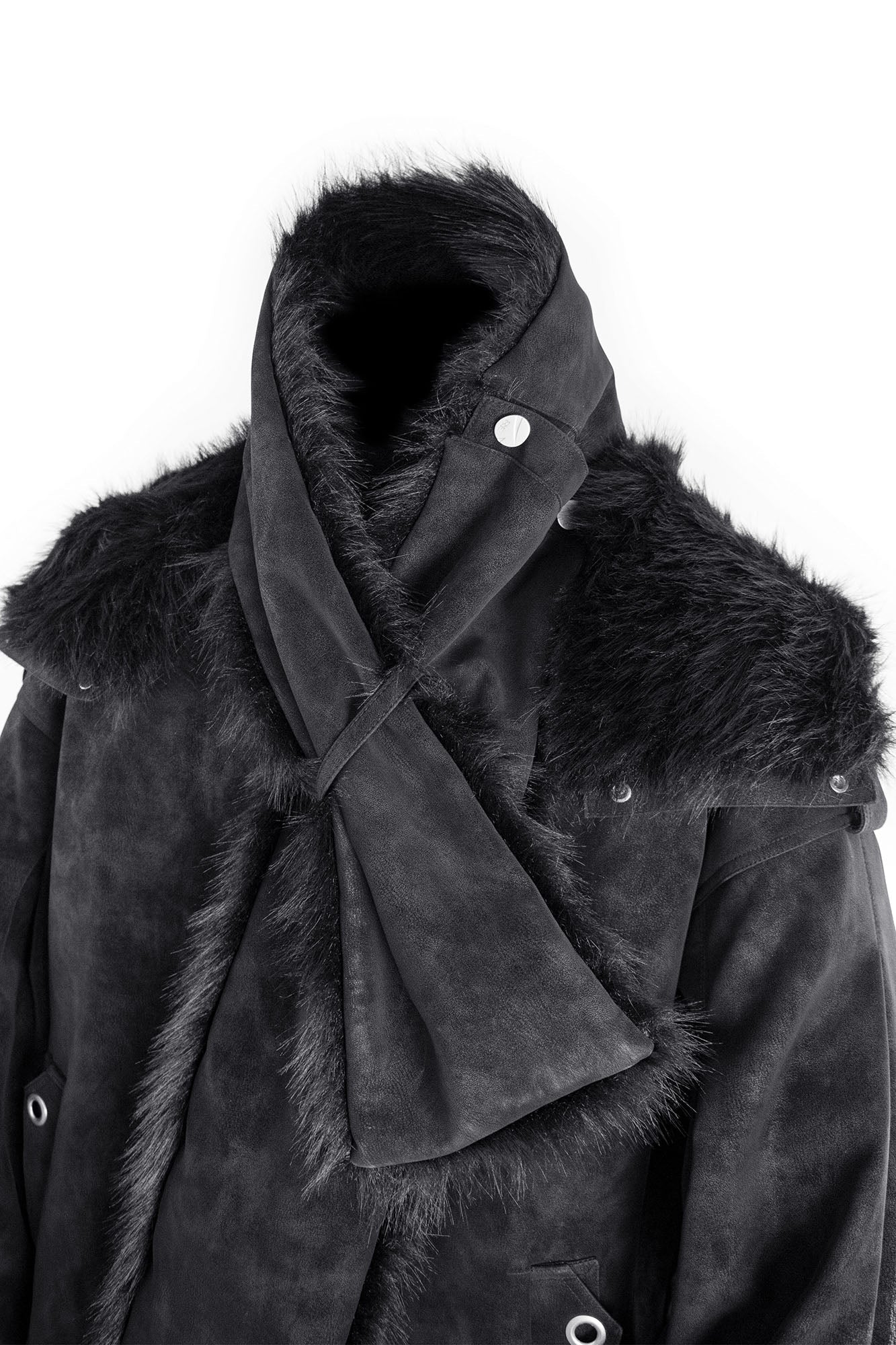 RELABEL Detachable Plush Scarf Hooded Suede Jacket Black