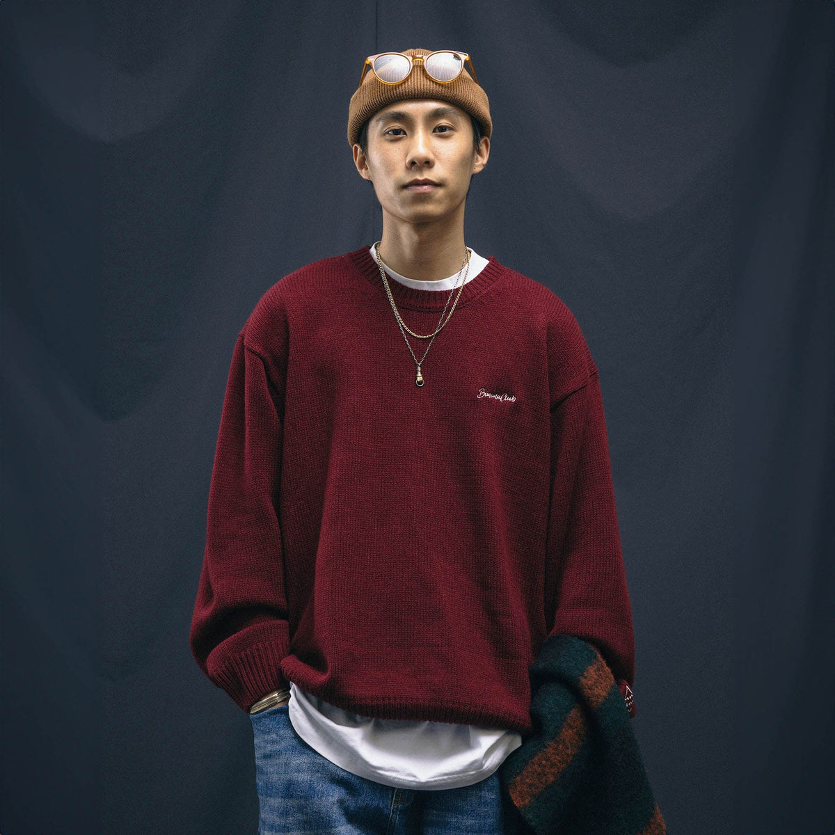 BANANA CLUB Christmas Pullover Sweater