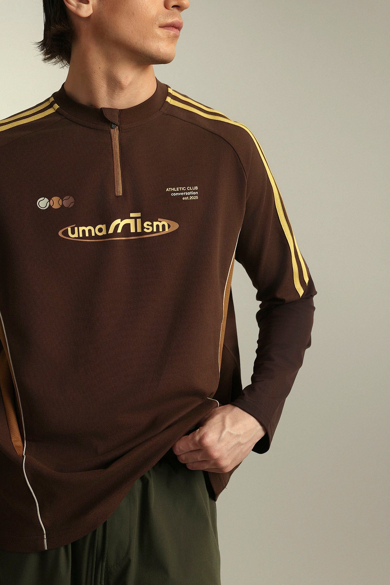 UMAMIISM Contrast Stripe Mesh-Panel Quick-Dry Long-Sleeve Tee