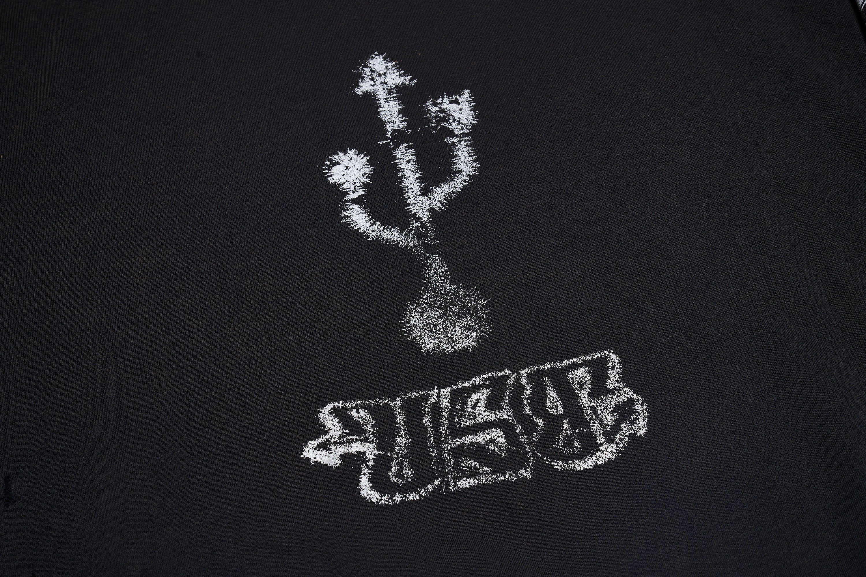 ULIPERY Distressed USB Graphic Long Sleeve Tee Black