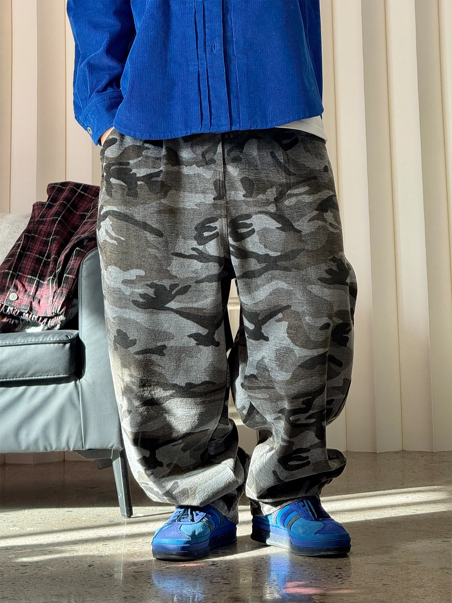 ME DA IGUAL Camo Elastic Waistband Tappered Pants