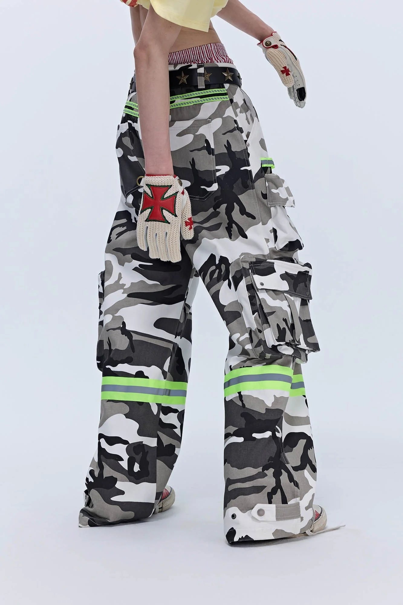 SAVAGEGROWTHWORLD Camo Reflective Multi-Pocket Cargo Pants
