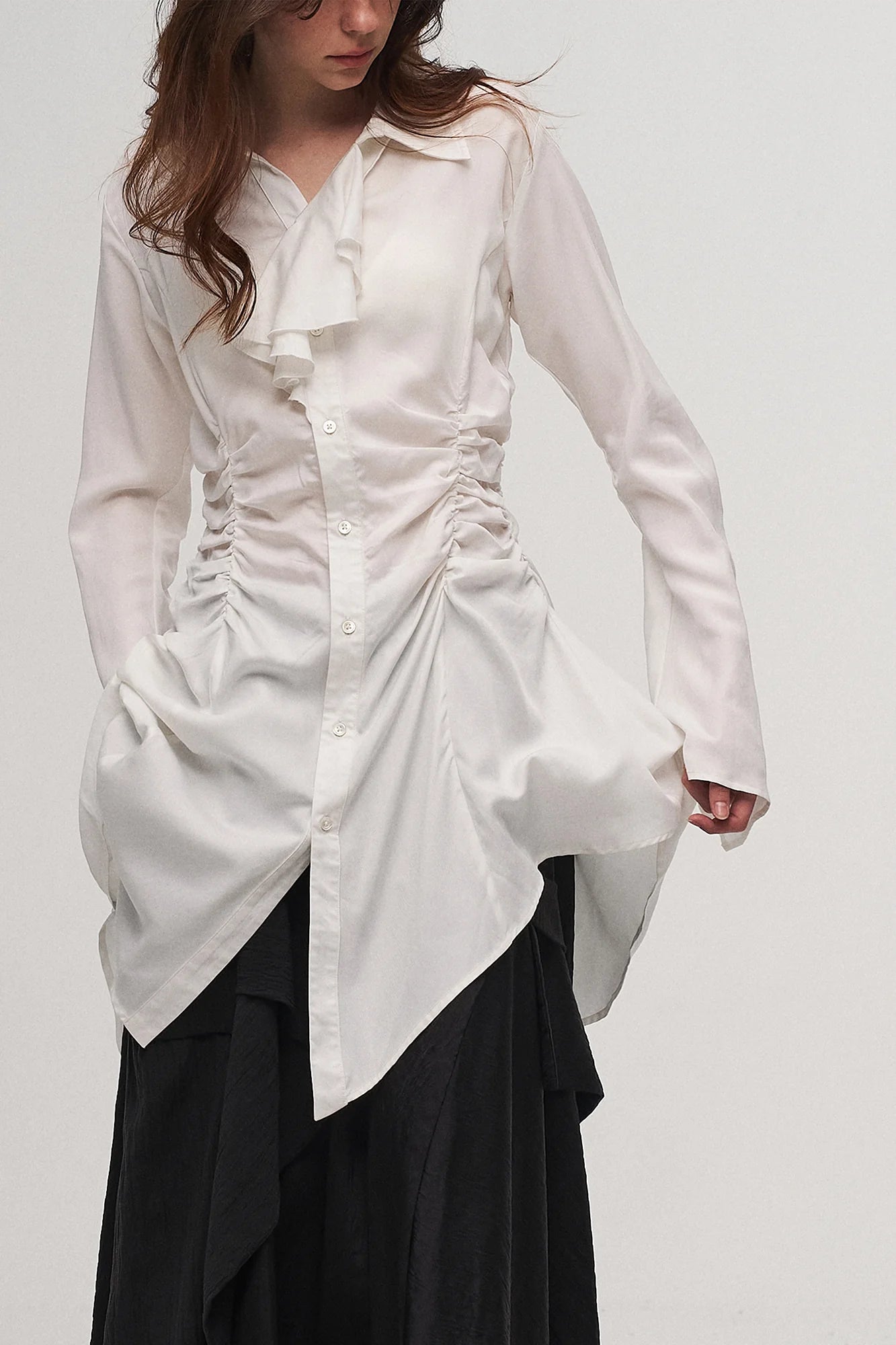 ILNya Nieternite Nifutur Ruched Waist Ruffle-Neck Long Shirt
