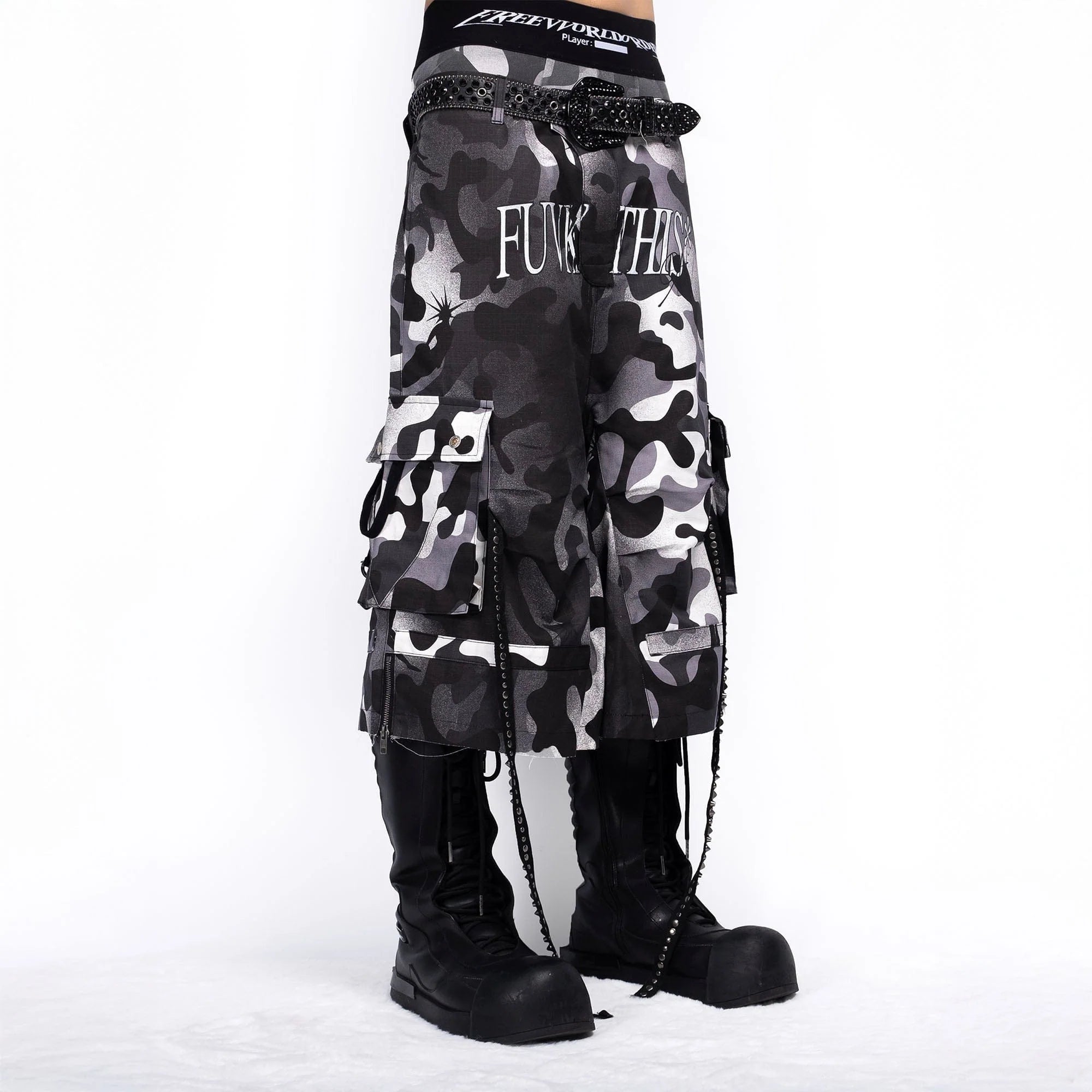 FVVO Distressed Rivet Strap Cargo Shorts Camo
