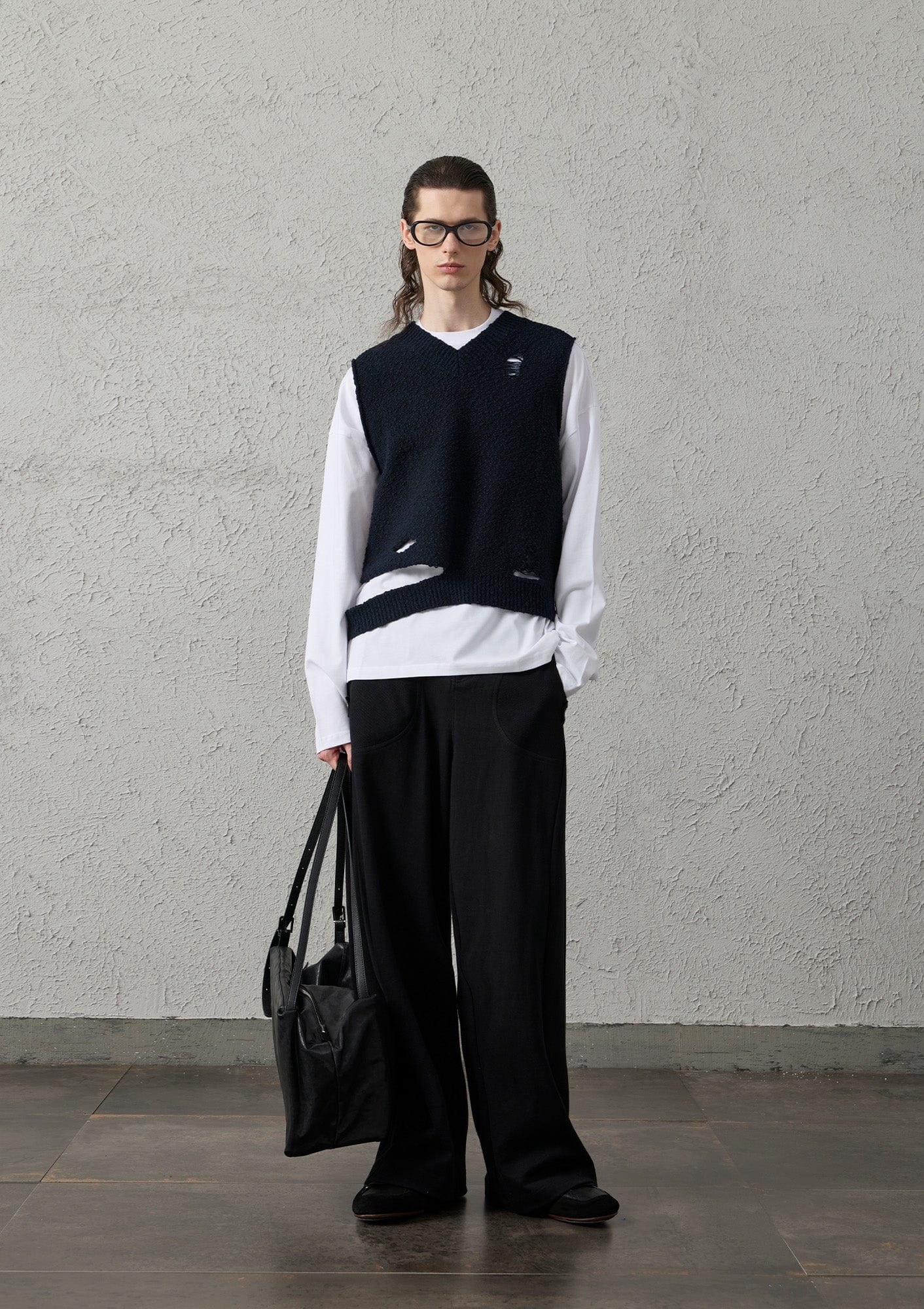 ORGANIC EMOTION Pleat Seam Curved Pants