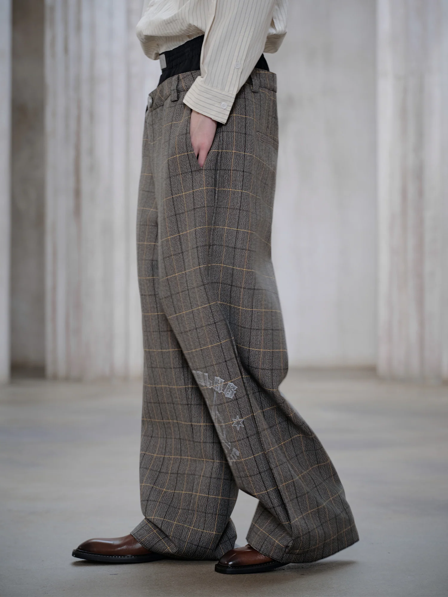FACEONLAB Contrast Double-Waist Plaid Graphic Trousers
