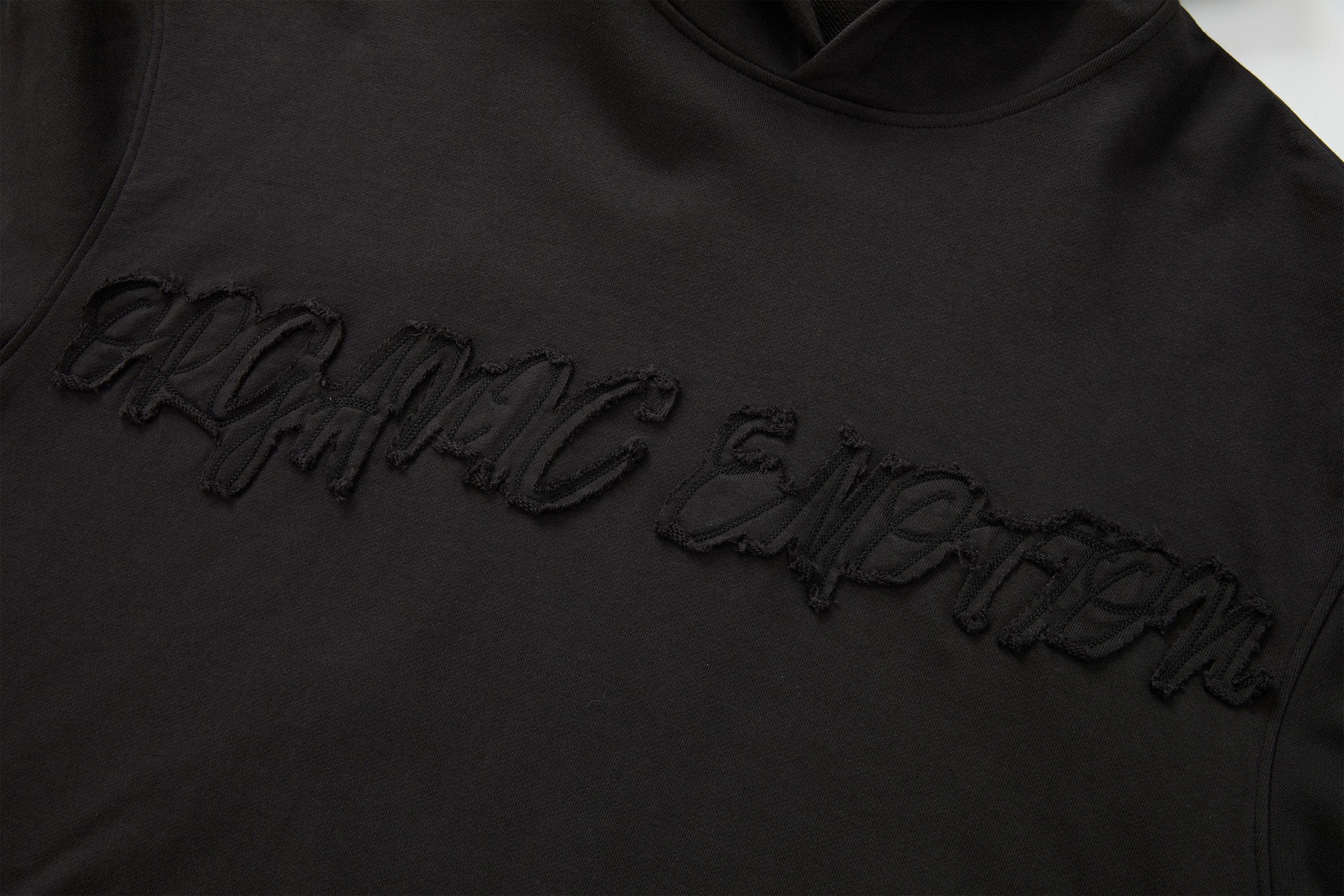 ORGANIC EMOTION Asymmetrical Hem LOGO Embroidered Hoodie