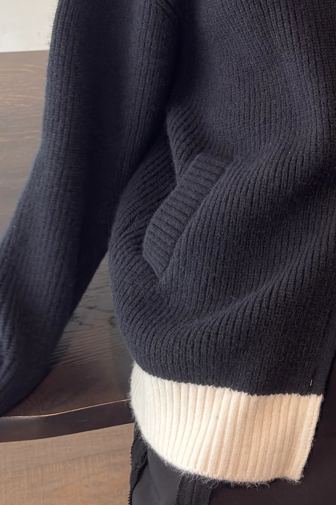MIICHOUS Contrast Embroidered Turtle Neck Cardigan