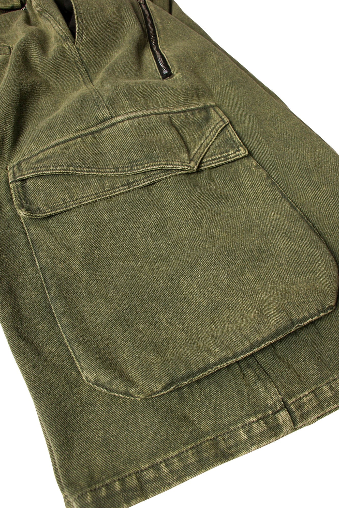 RELABEL Detachable Scarf Washed Multi-Pocket Wide-Leg Shorts Green