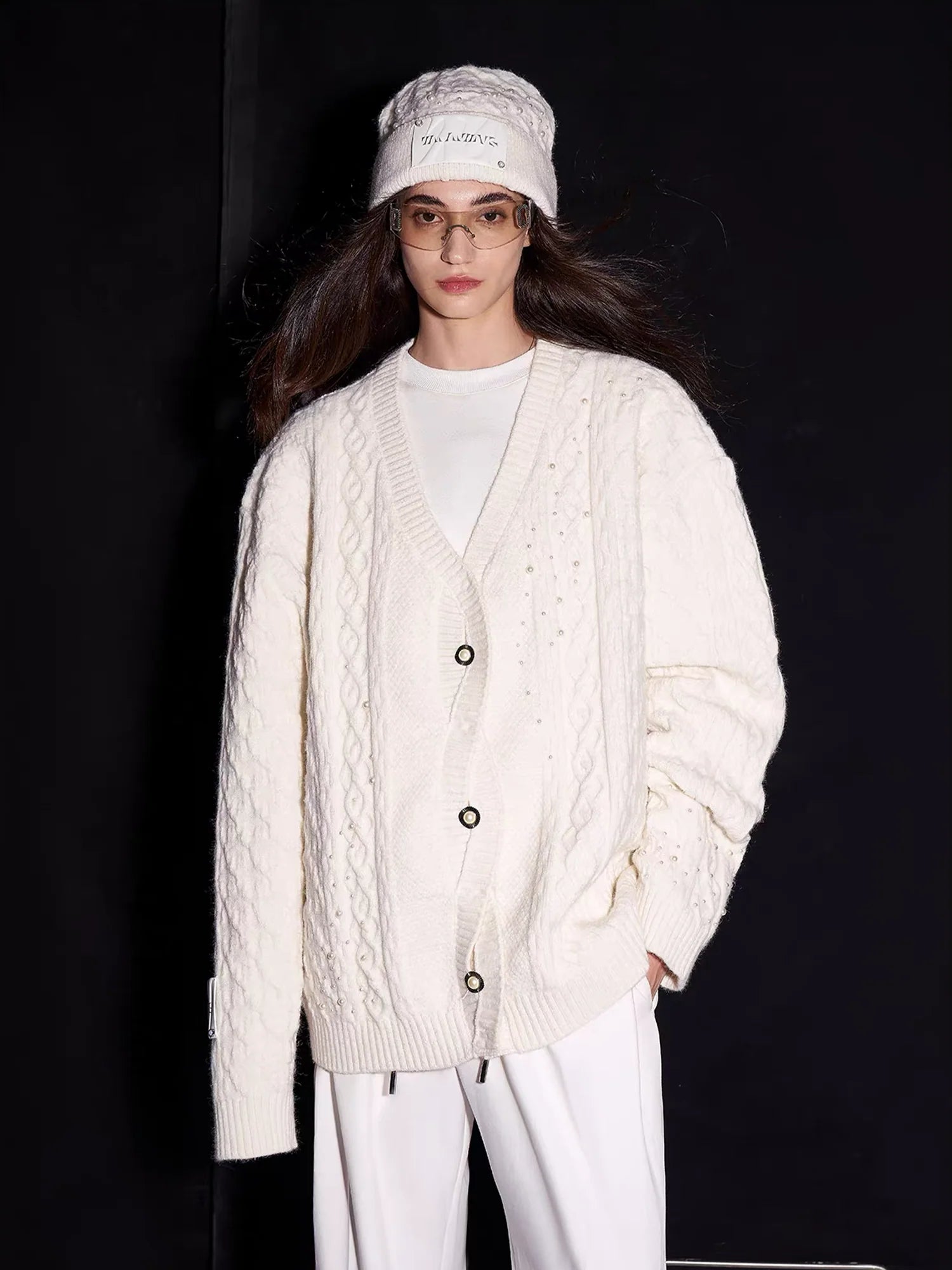 TIWILLTANG Pearl-Embellished Cable Knit Cardigan