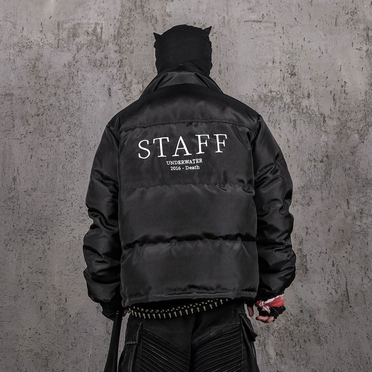 UNDERWATER The Staff Boxy Down Jacket