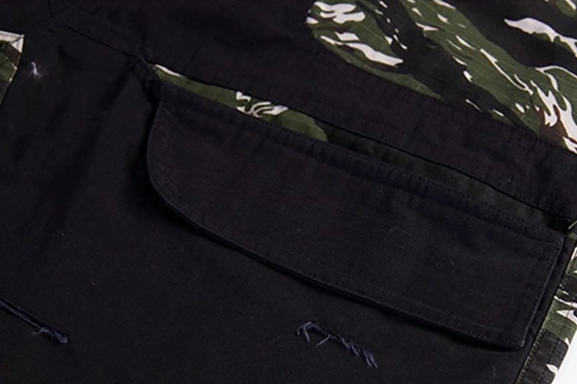 ERROR CODE ROBOT Washed Paneled Frayed-Hem Camo Cargo Shorts