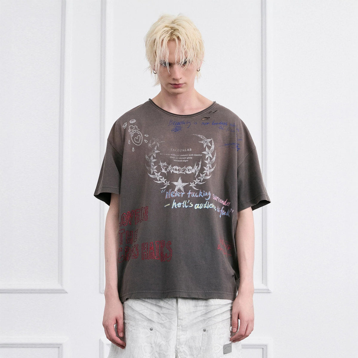 FACEONLAB Punk Graffiti Diamond Distressed T-Shirt