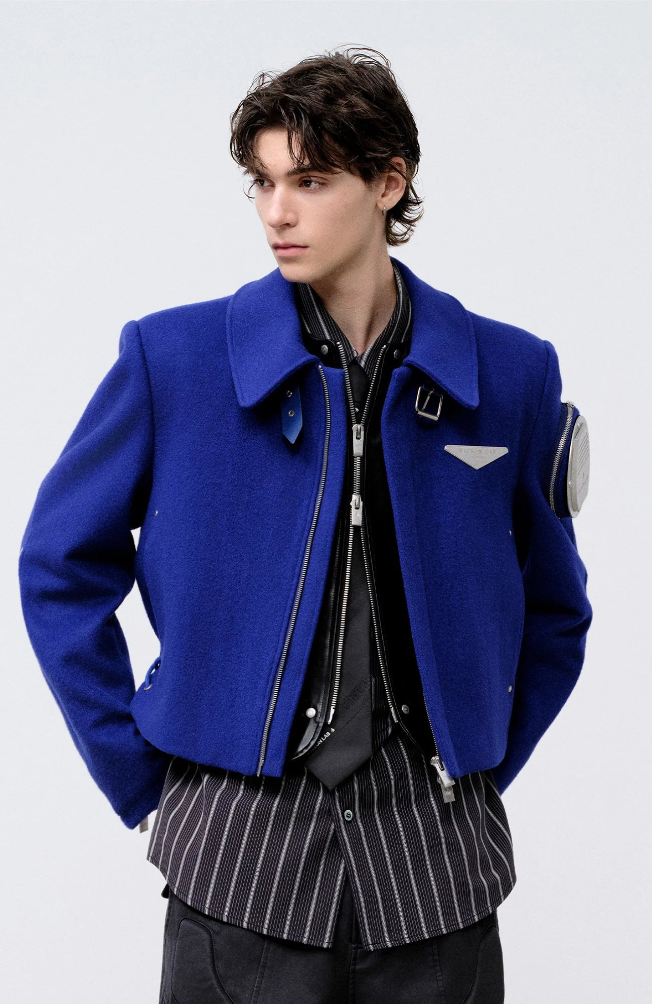 FACEONLAB Arm-Patched Cropped Naval Jacket Blue
