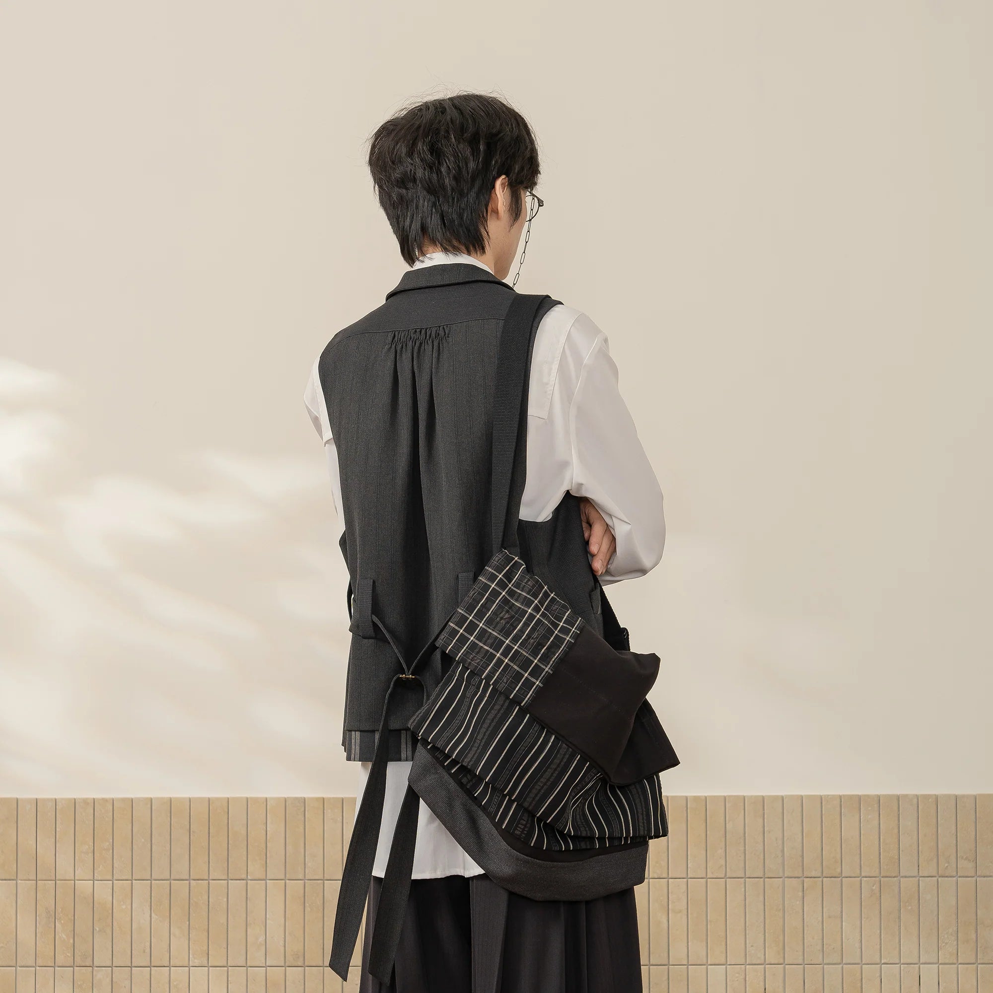 MOITIEDEPETALE Stripe-Spliced Double Layer Vest