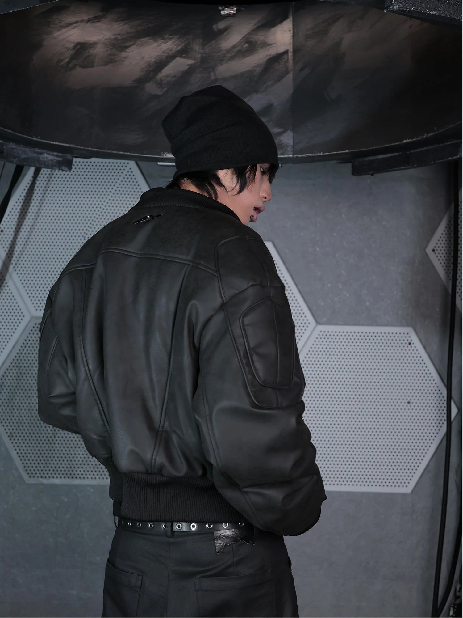 SSIN7 Panel-Structured Bomber Jacket