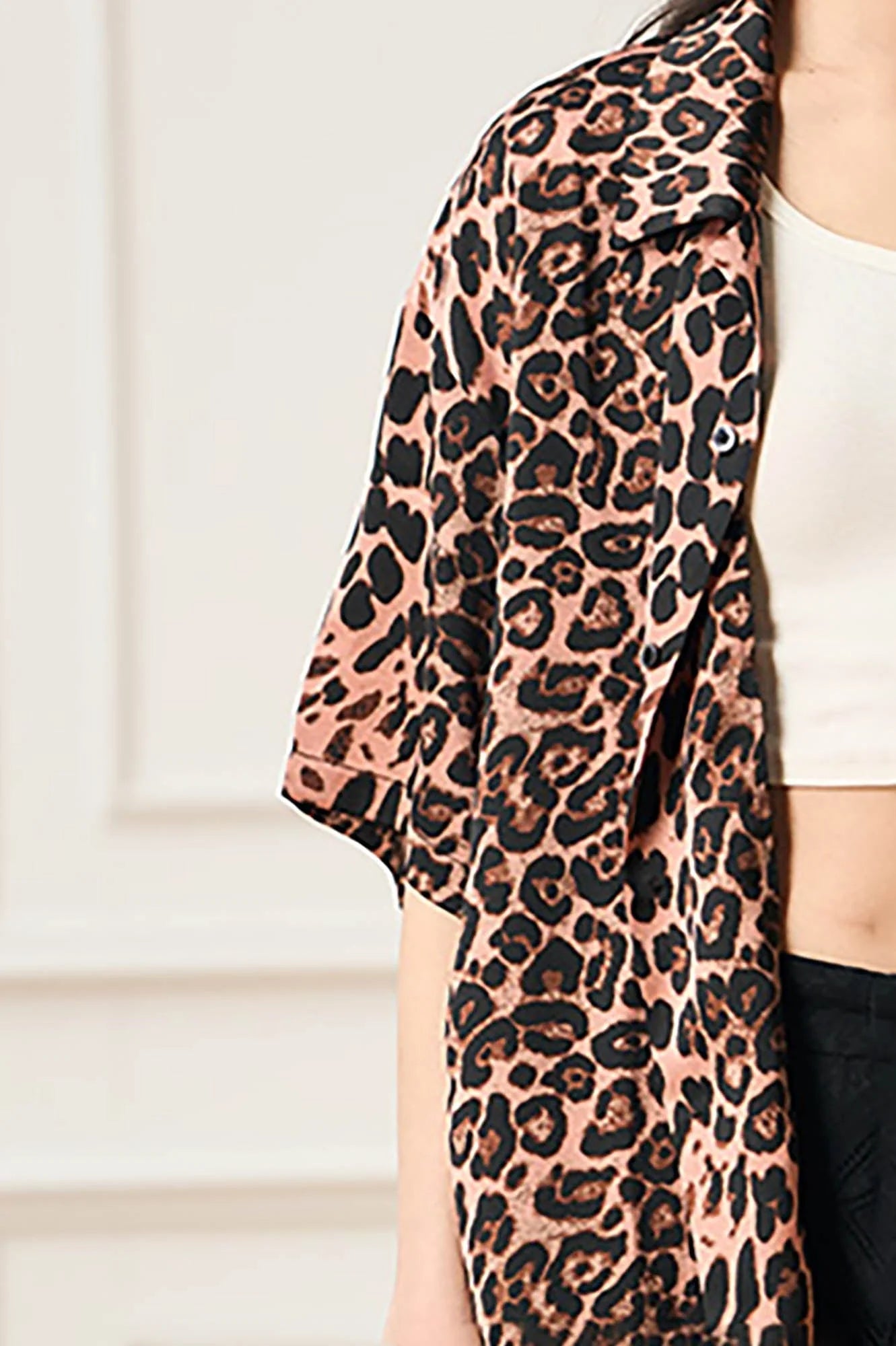 EPIC POETRY Leopard Cuban Half Shirt Pink