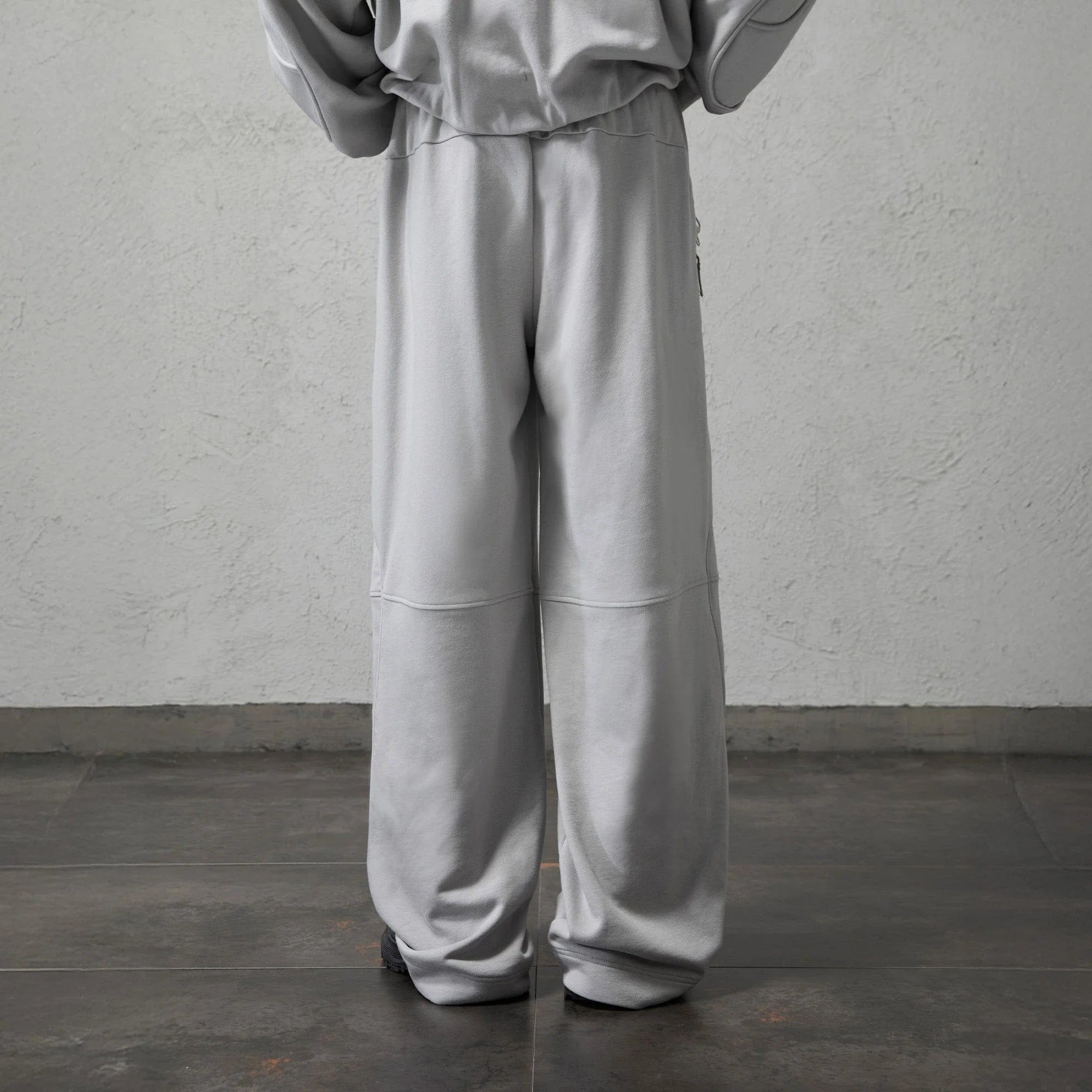 ORGANIC EMOTION Structured Panelled Oversized Sweatpants