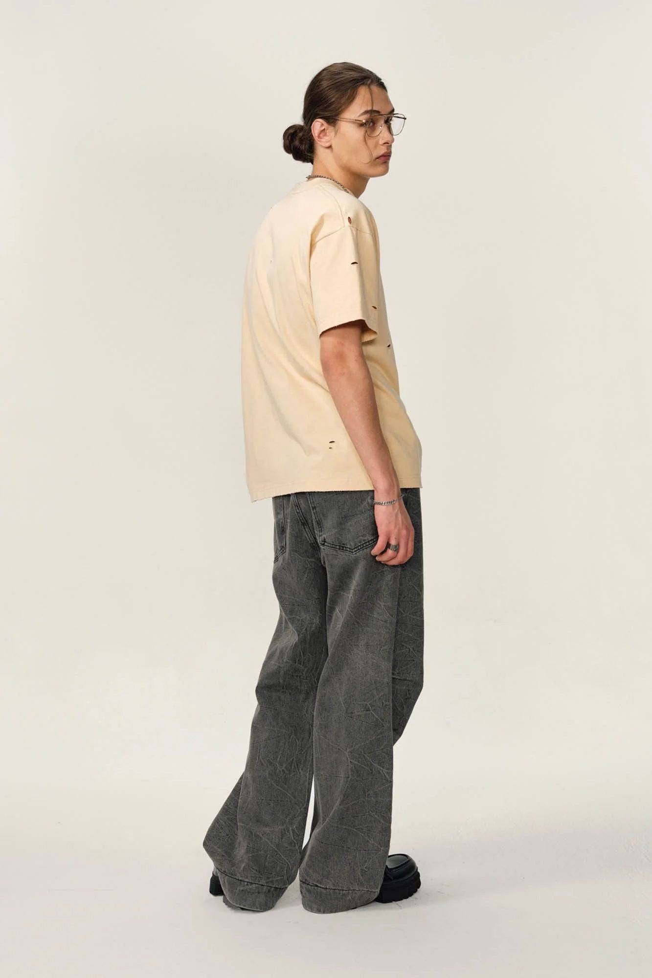 OVDY Retro Distressed Graphic T-Shirt
