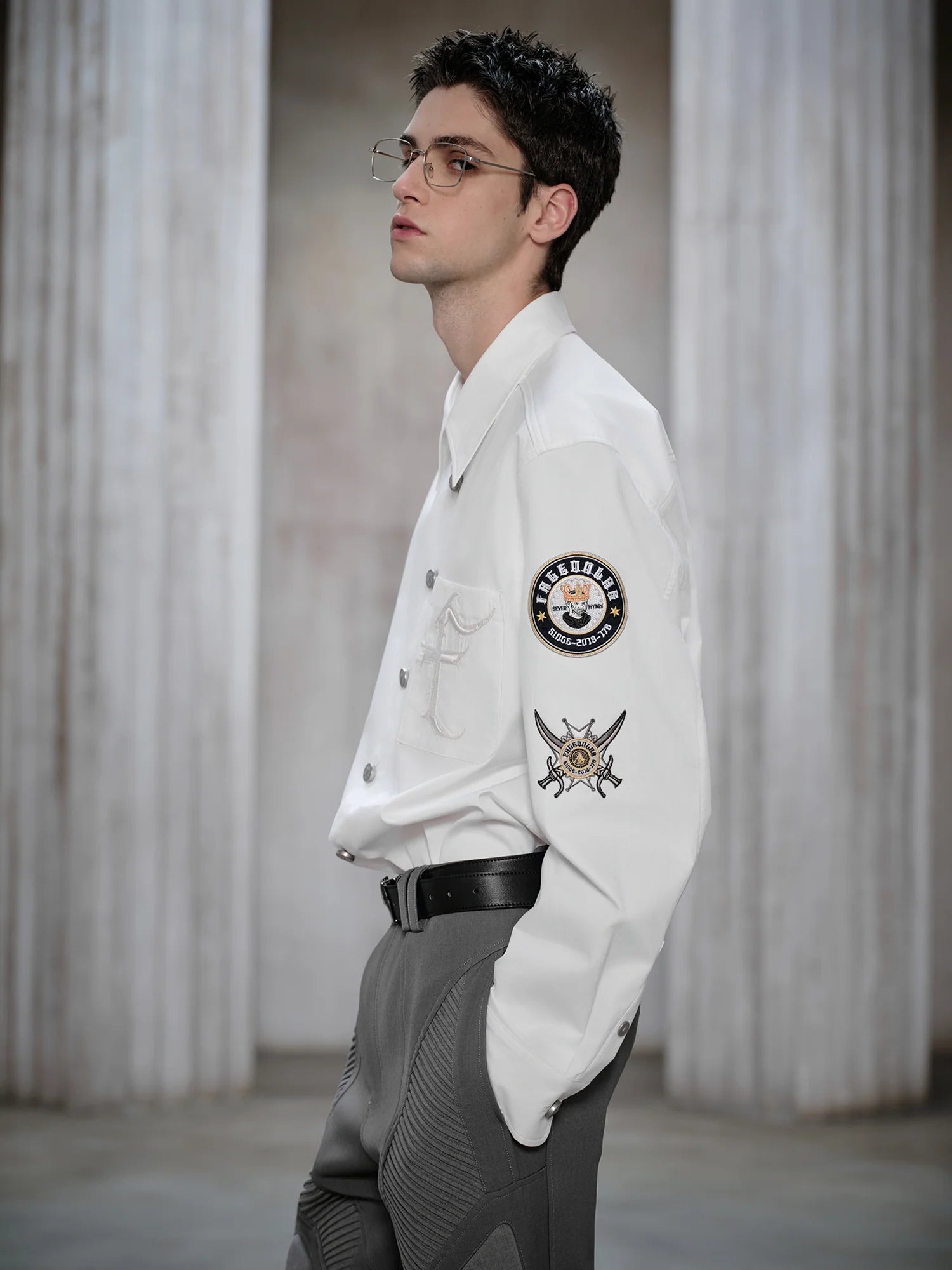 FACEONLAB Mental-Button Embroidered Badge-Patch Shirt White