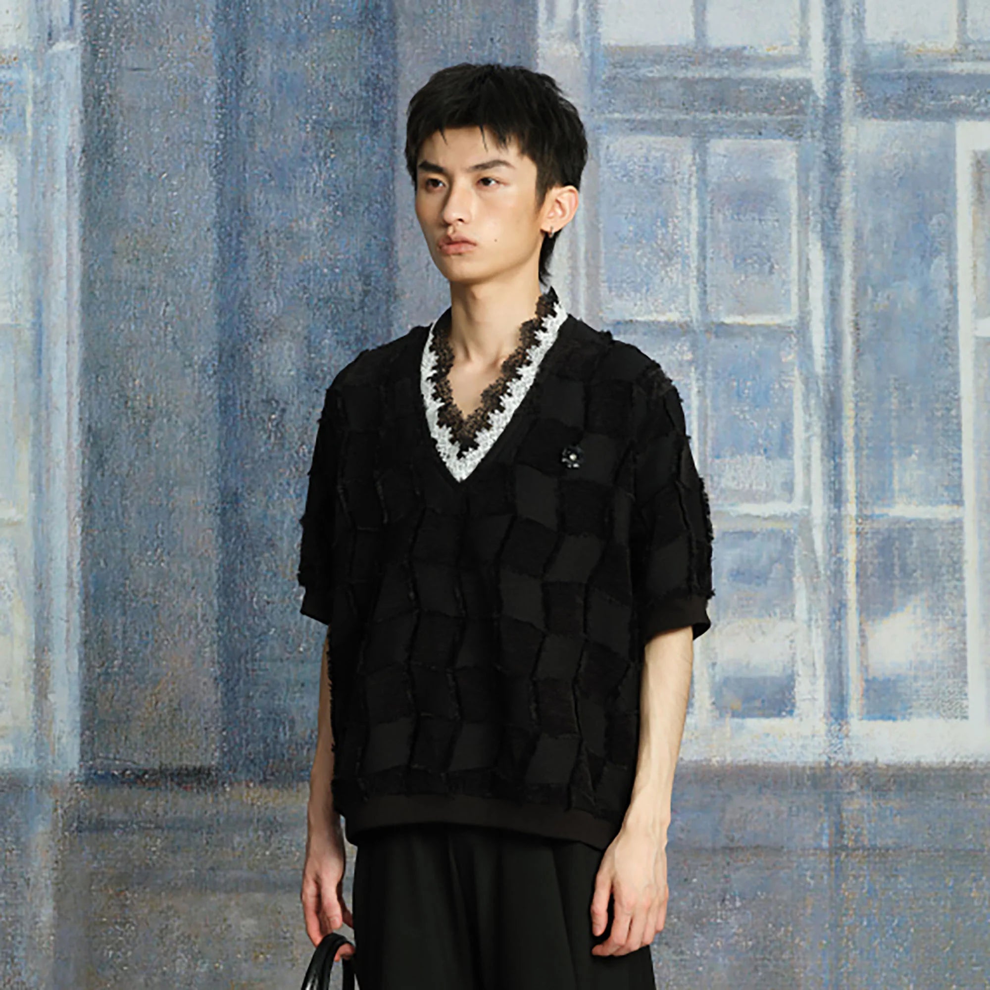TUIMU Lace-Trim V-Neck Check T-Shirt