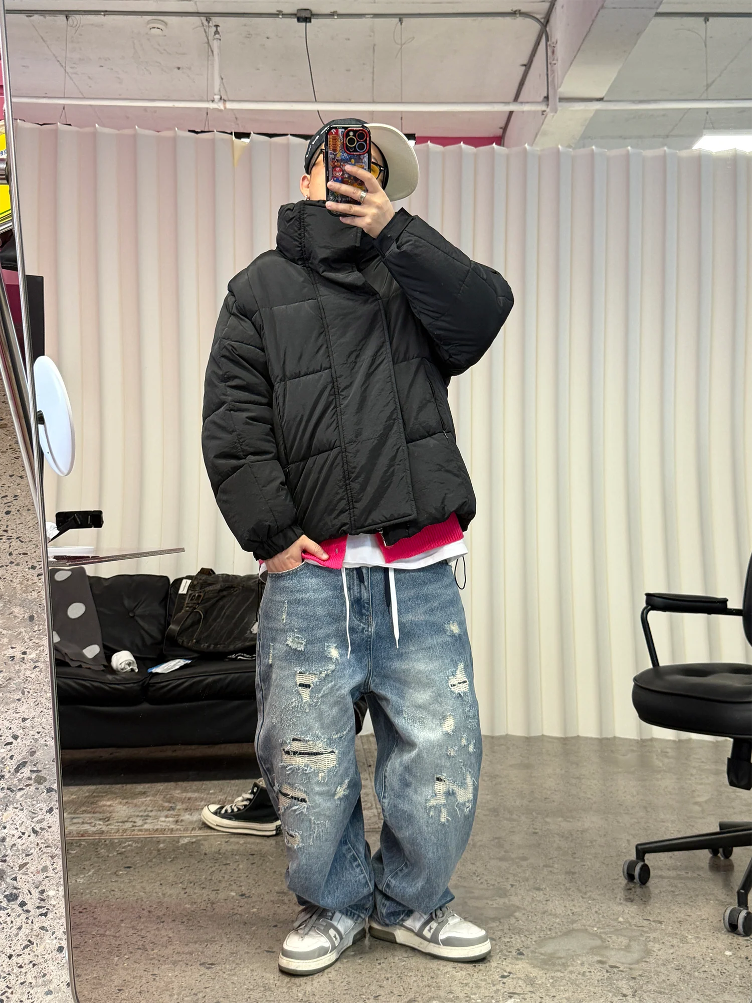 ME DA IGUAL Washed Distressed Tapered Jeans