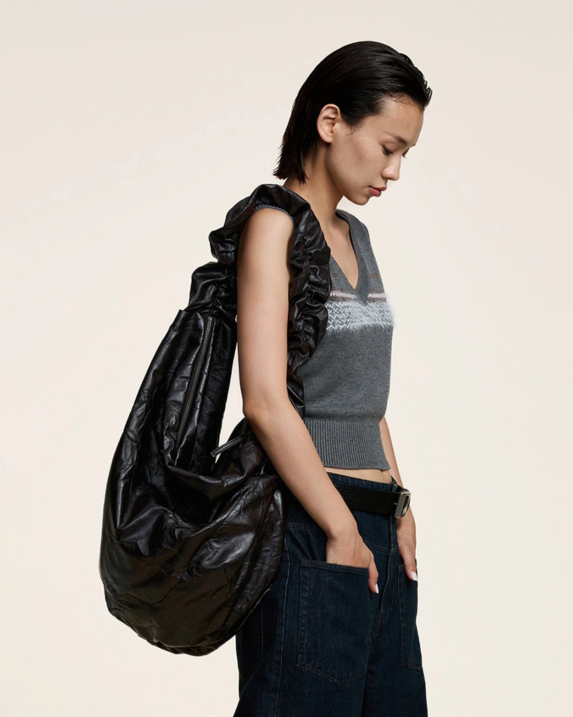 OPICLOTH Wrinkle Crescent Bag